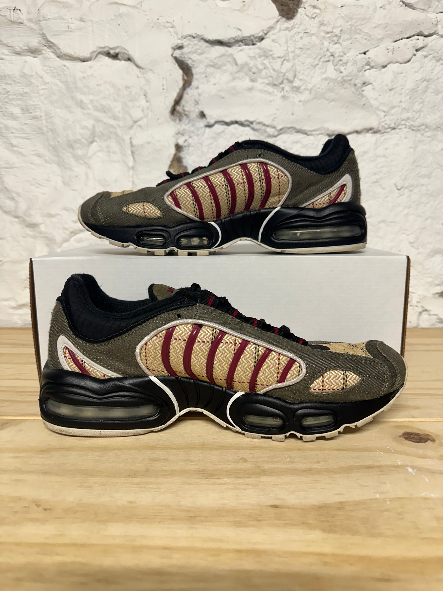 Nike Air Max Tailwind 4 Camper Green Sz 9