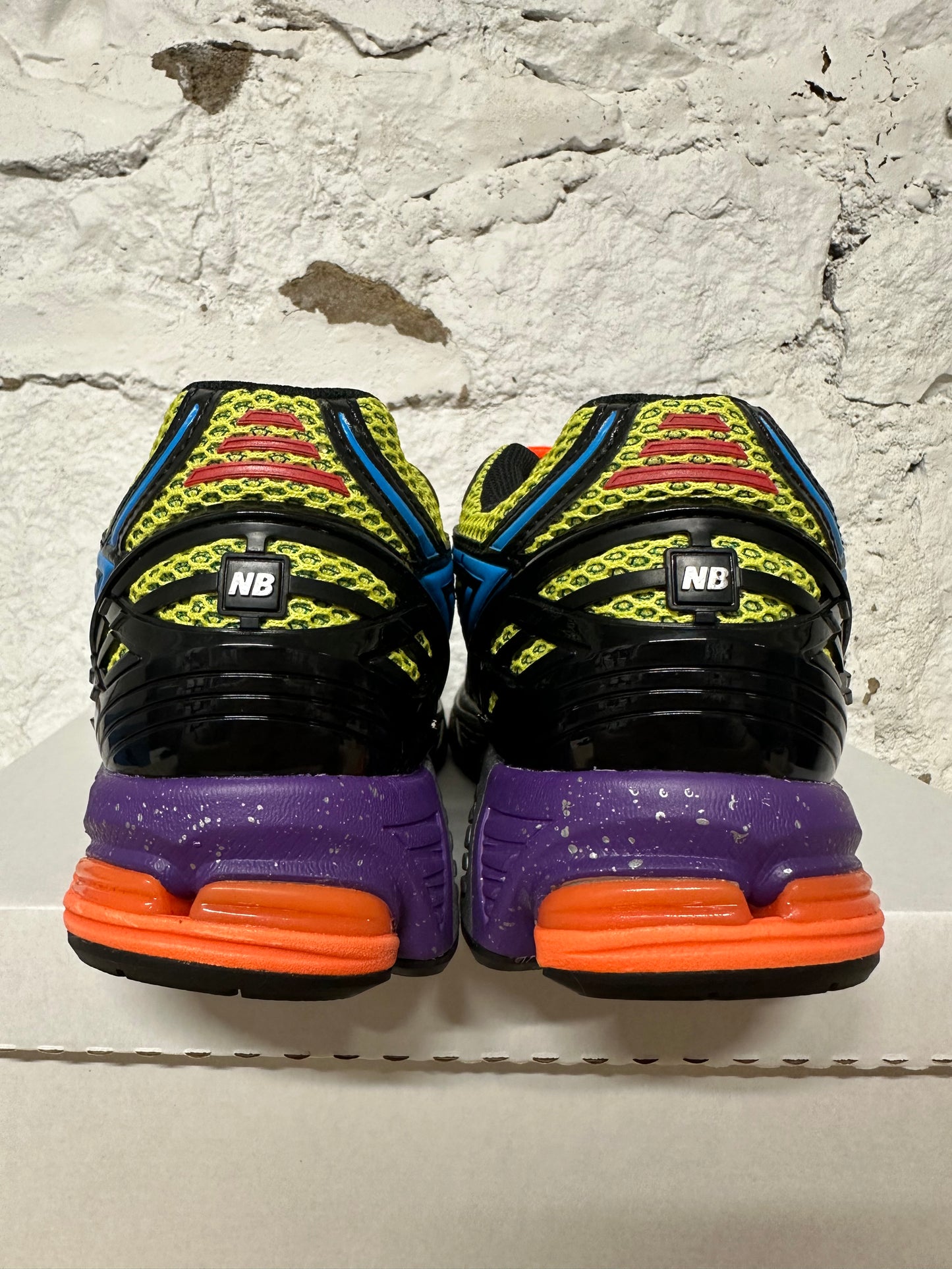 New Balance 1906R Neon Sz 11