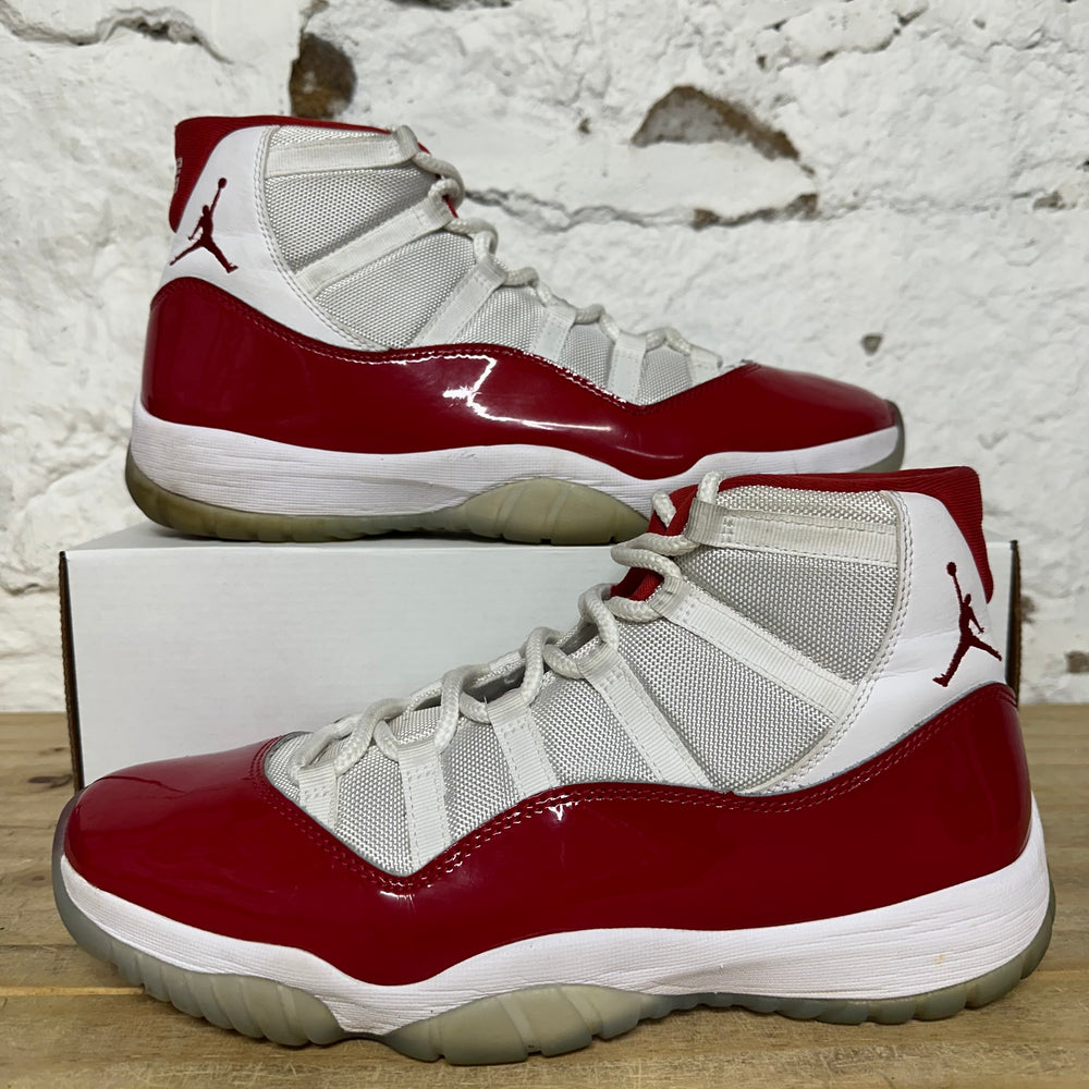 Air Jordan 11 High Cherry Sz 12