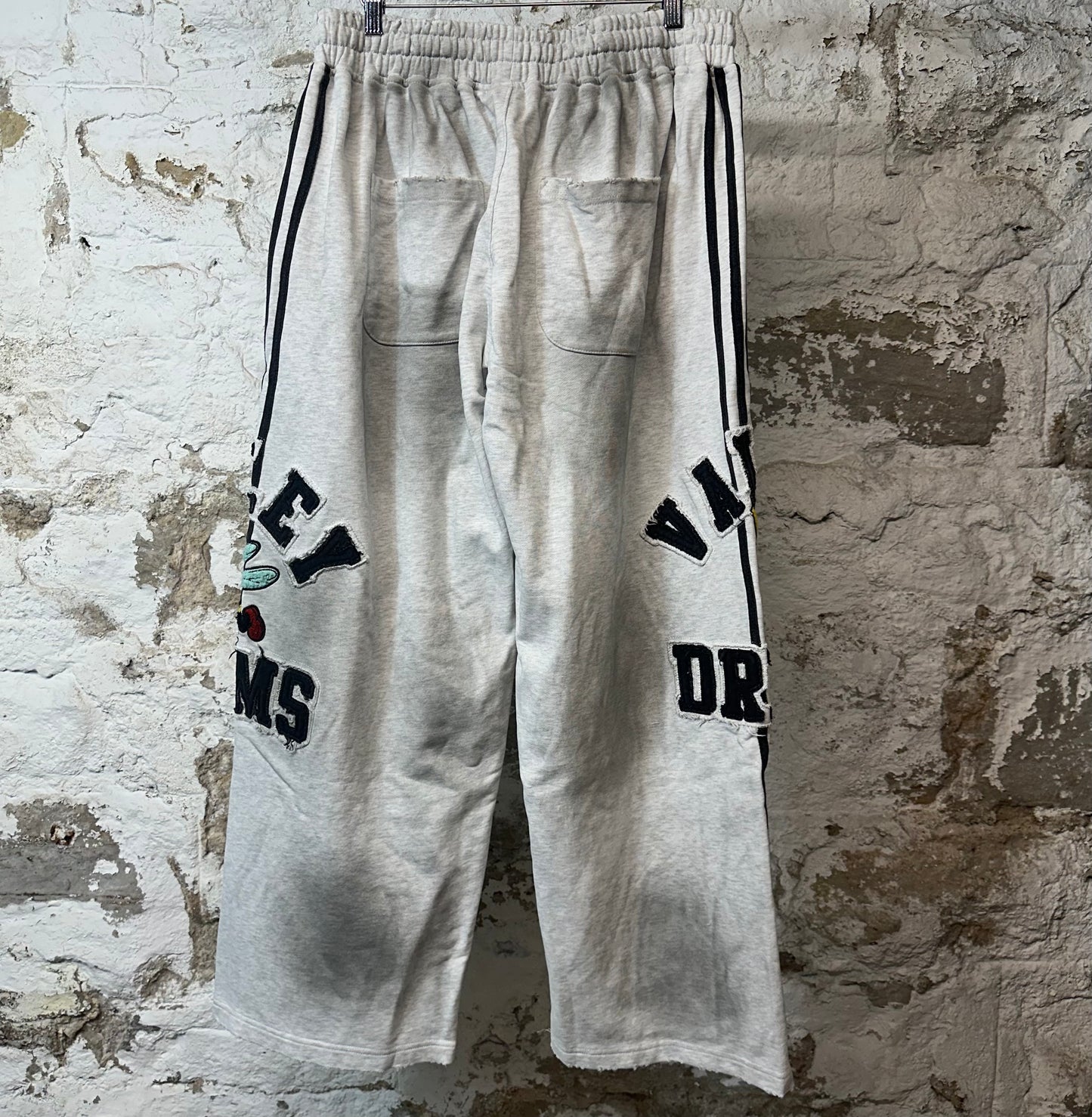 Vale Anthem Stone Track Sweatpants