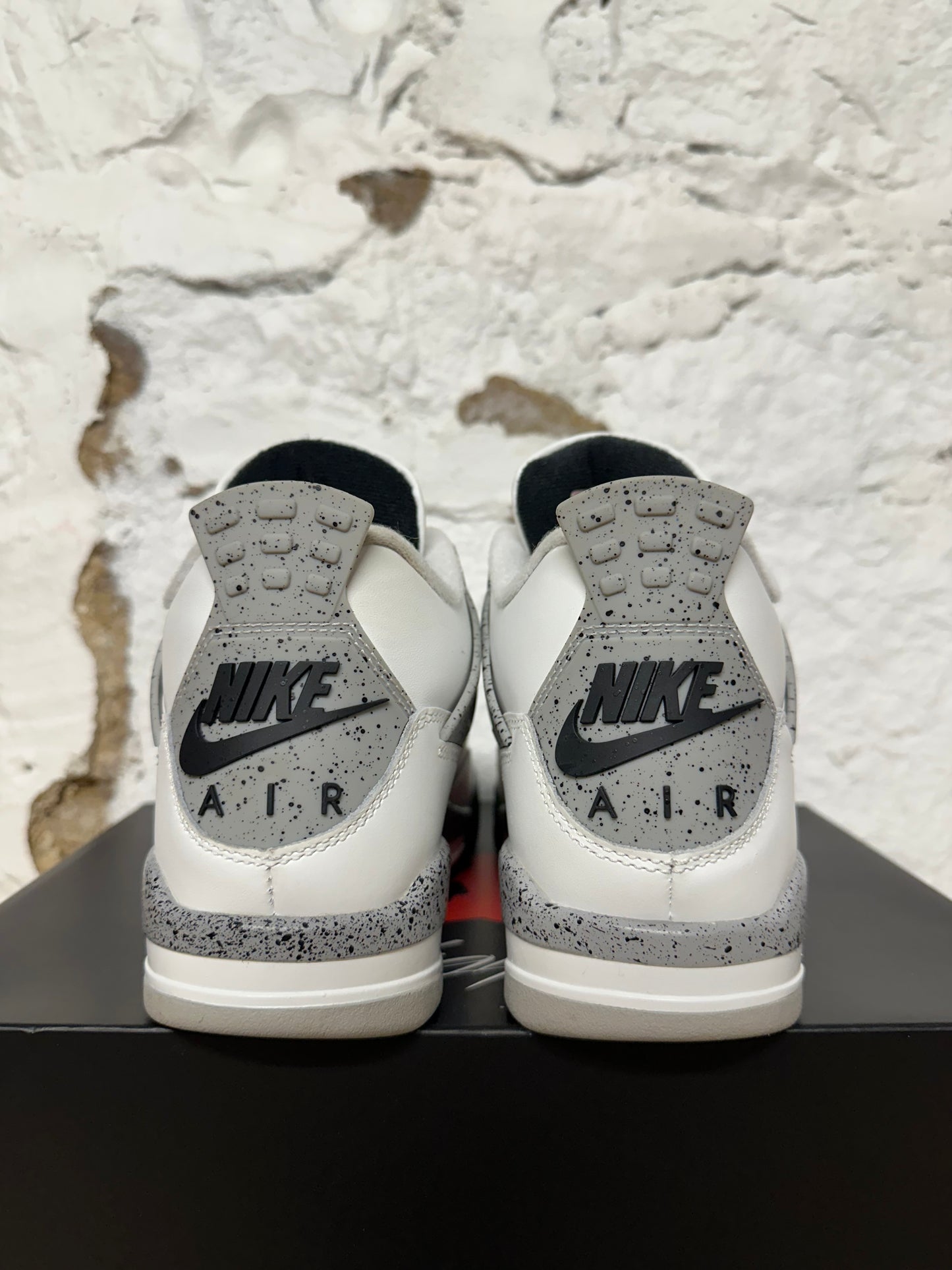 Air Jordan 4 White Cement Sz 7.5
