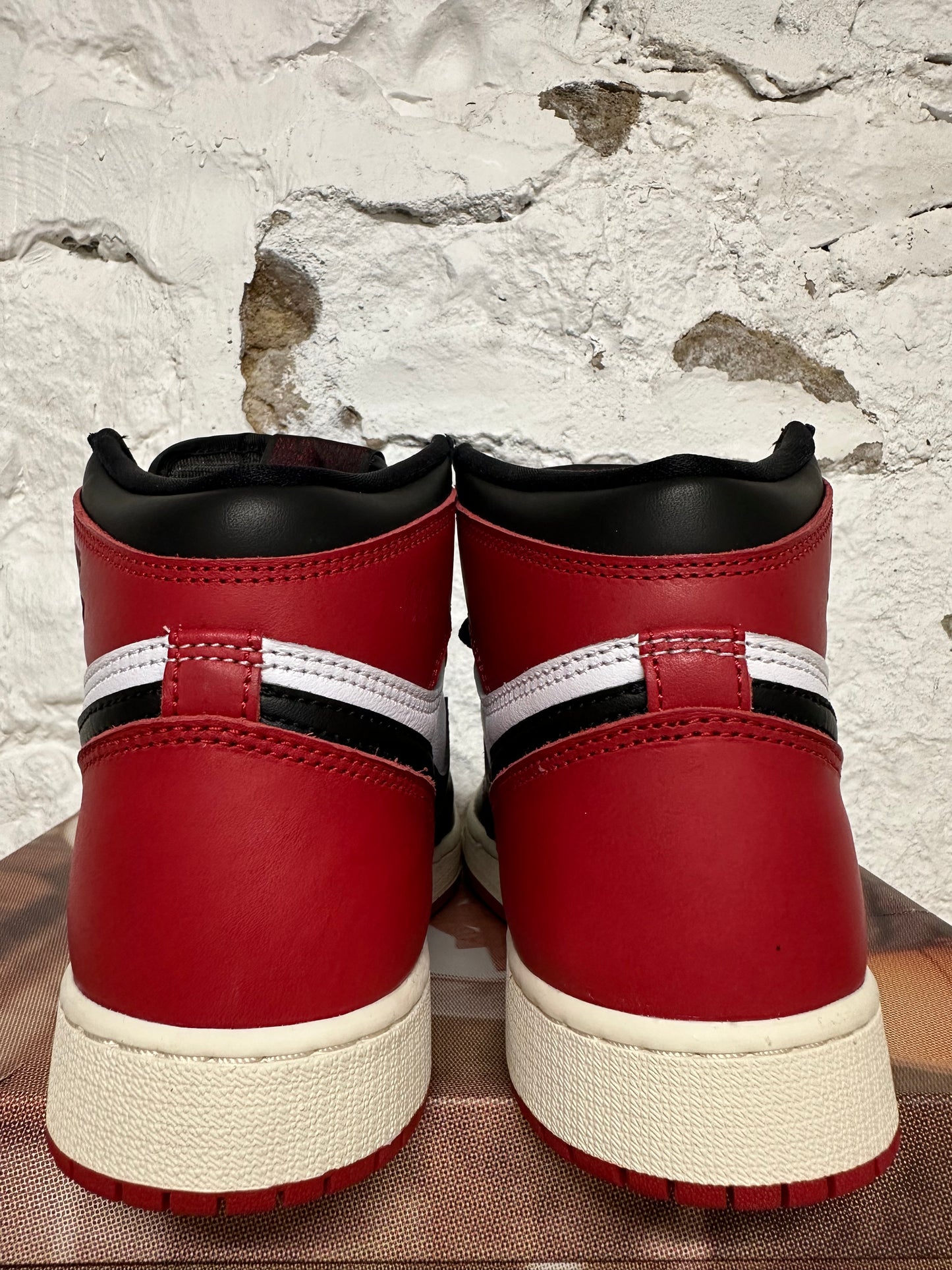 Air Jordan 1 High Black Toe Reimagined Sz 6.5Y DS