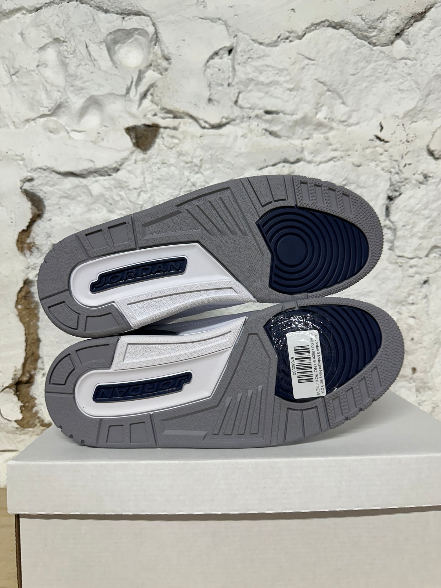 Air Jordan 3 Midnight Navy Sz 9 DS