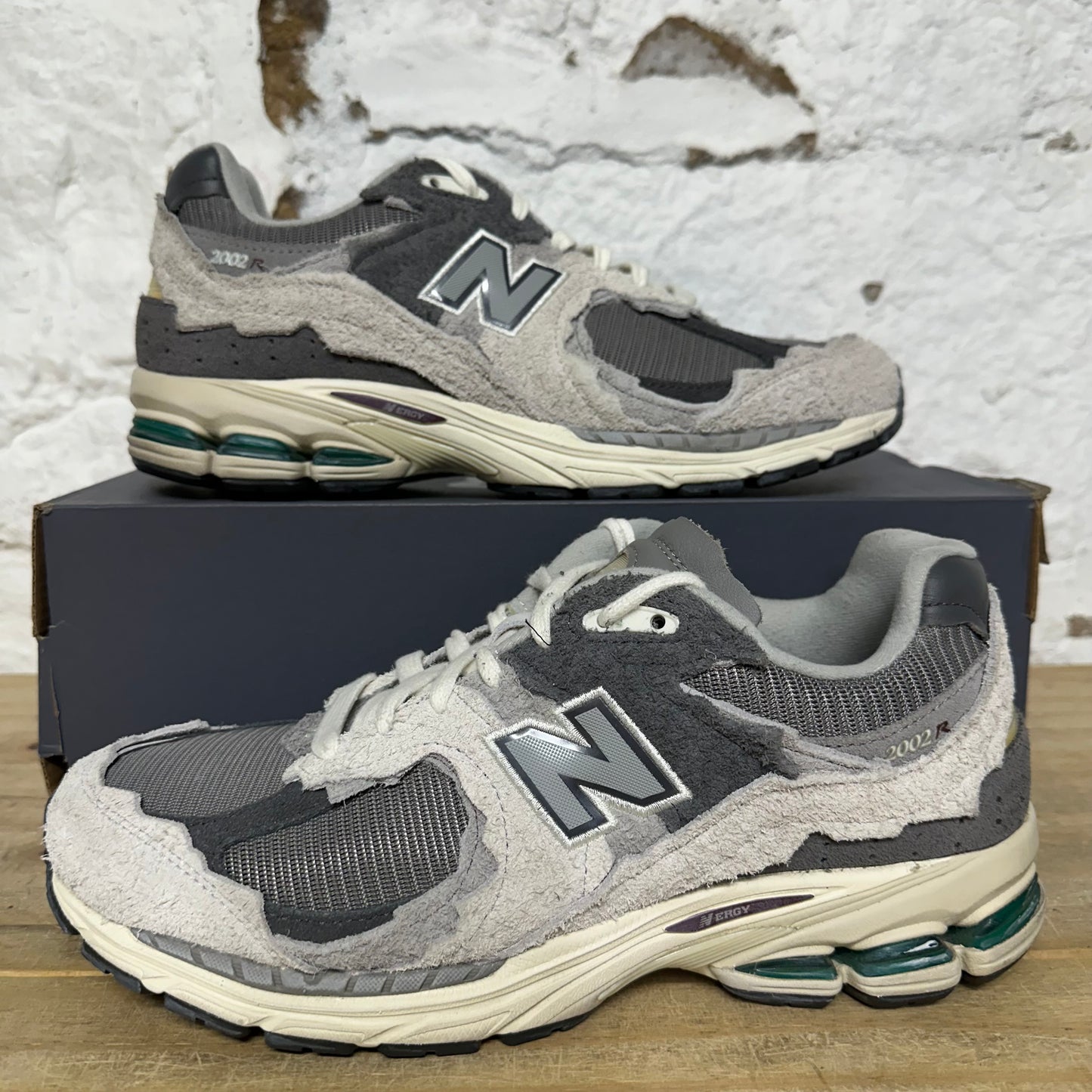 New Balance 200R Protection Pack Rain Cloud Sz 10