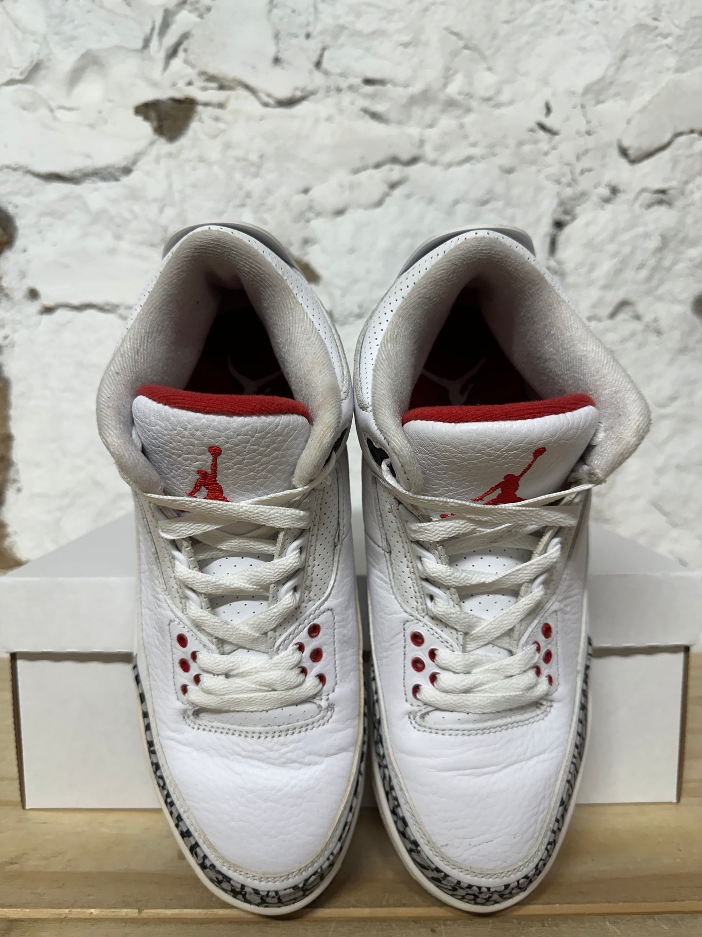 Air Jordan 3 Hall Of Fame Sz 7.5