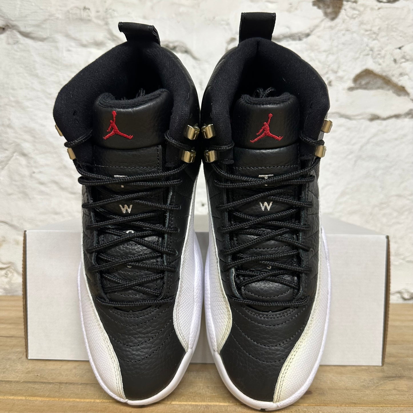 Air Jordan 12 Playoffs Sz 8.5