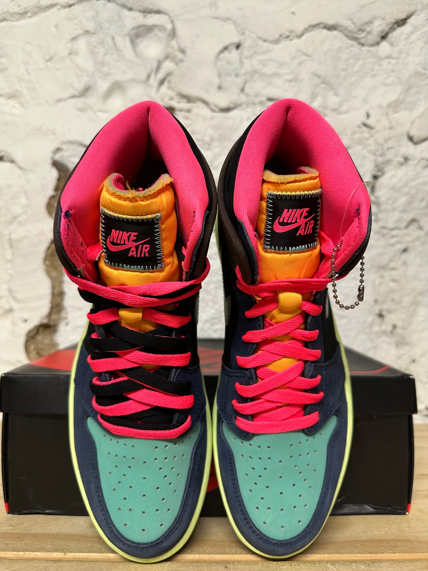 Air Jordan 1 High Tokyo Bio Hack Sz 10.5
