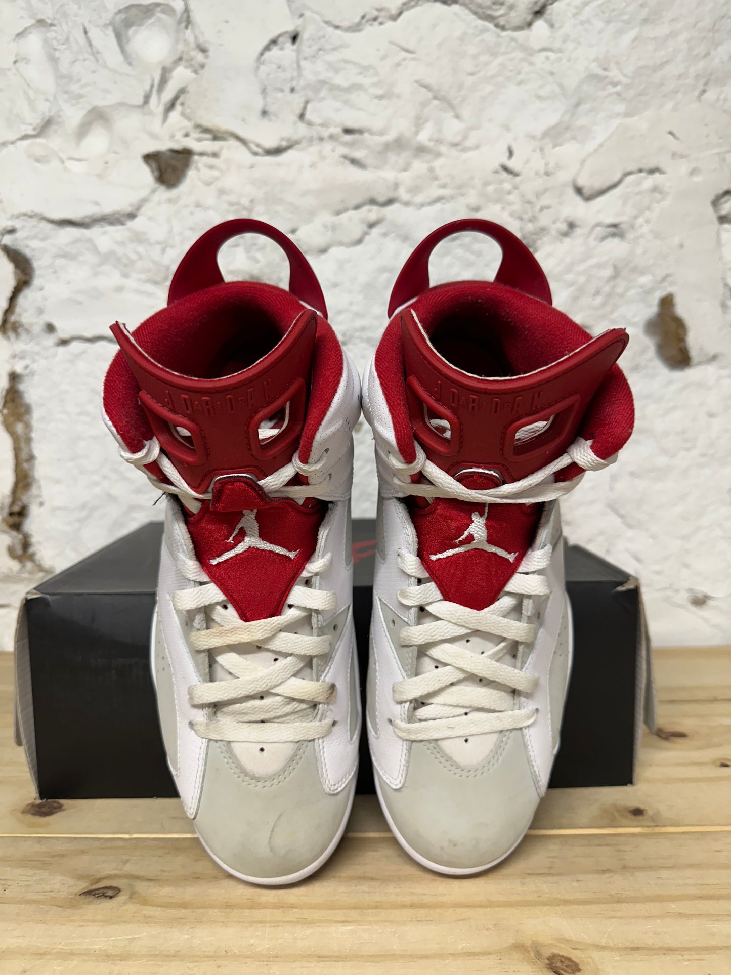 Air Jordan 6 Alternate Hare Sz 9