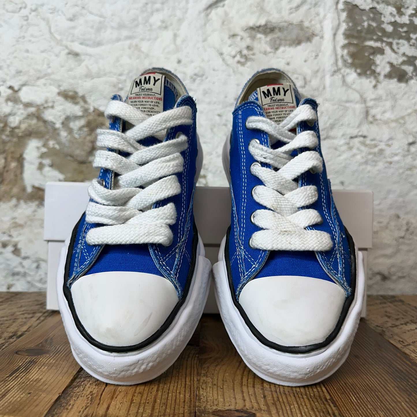 Maison Mihara Blue White Peterson Sneaker Sz 9 (42)