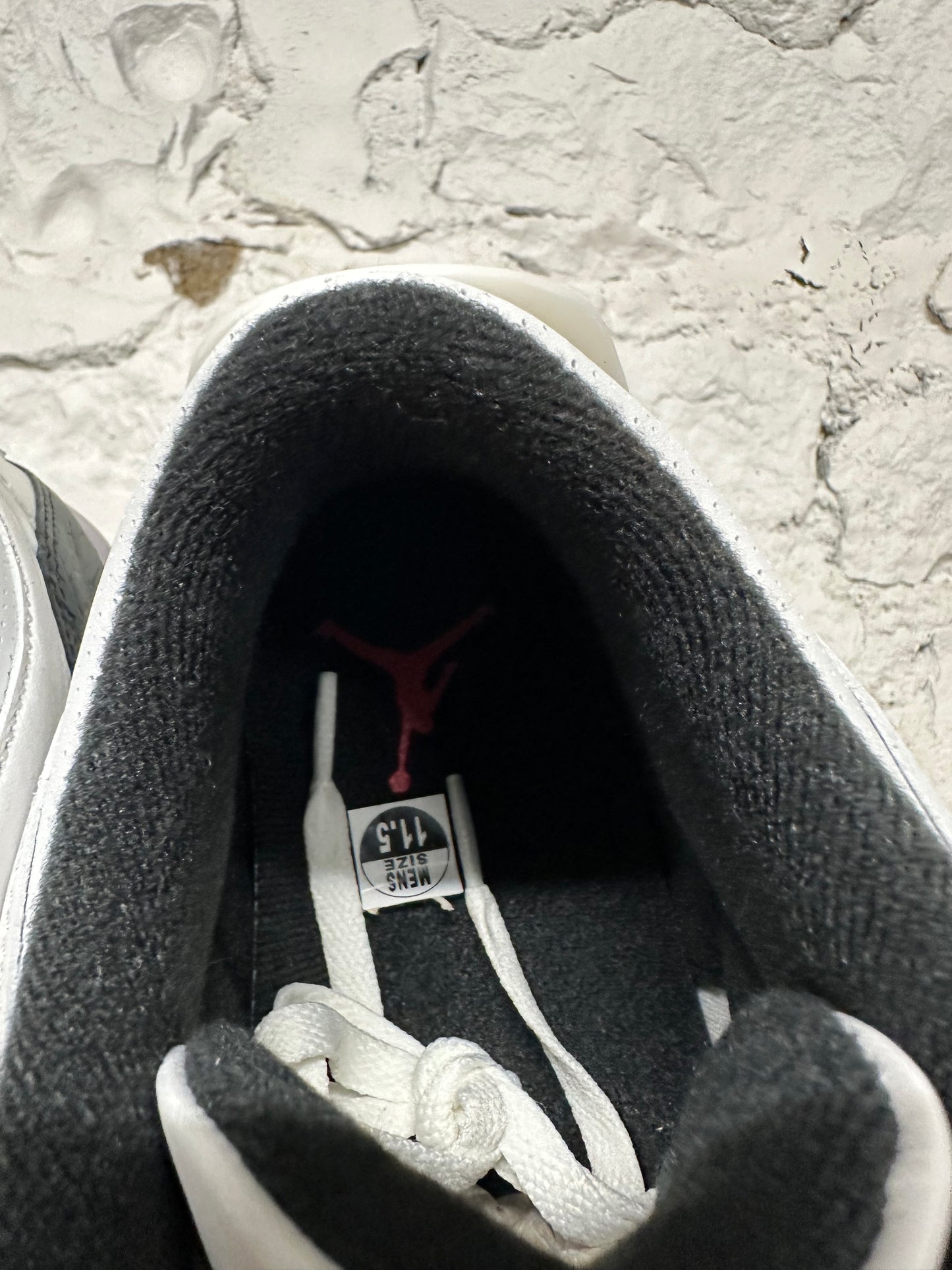 Air Jordan 3 Cement Grey Sz 11.5 DS