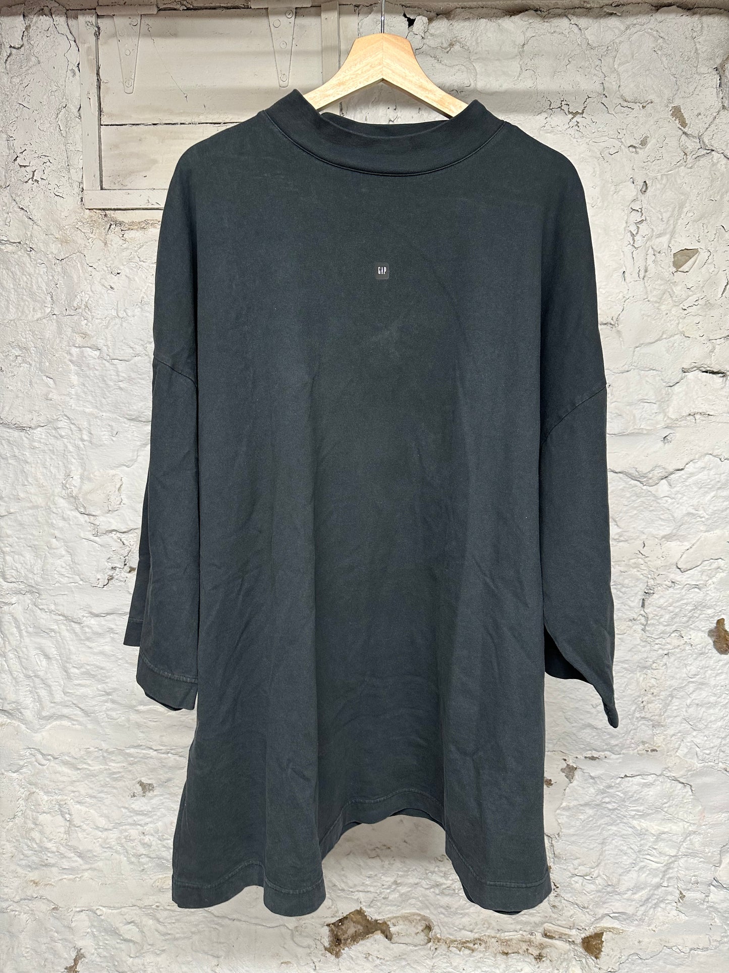 Yeezy Gap Black T-Shirt Sz L