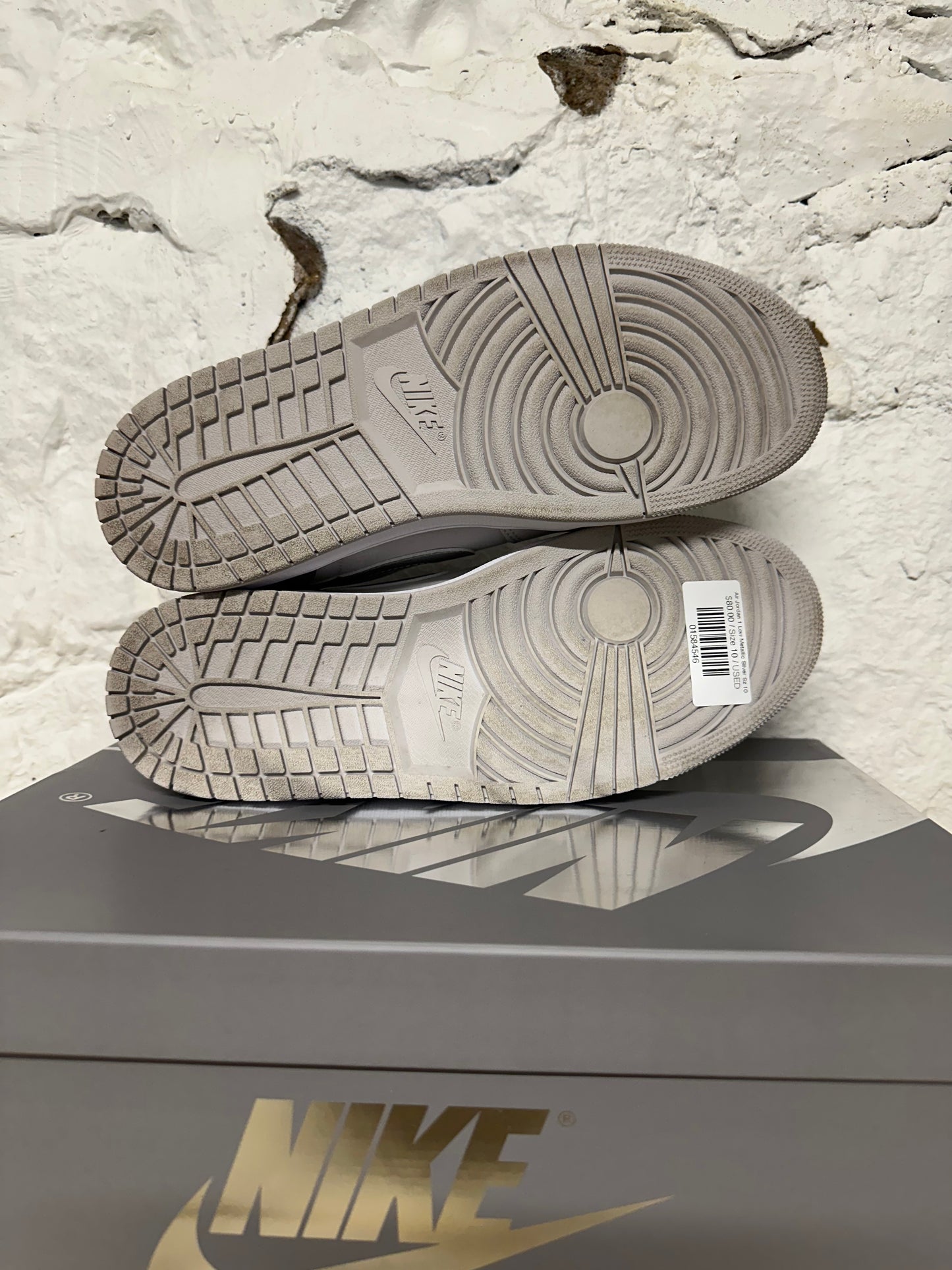 Air Jordan 1 Low Metallic Silver Sz 10