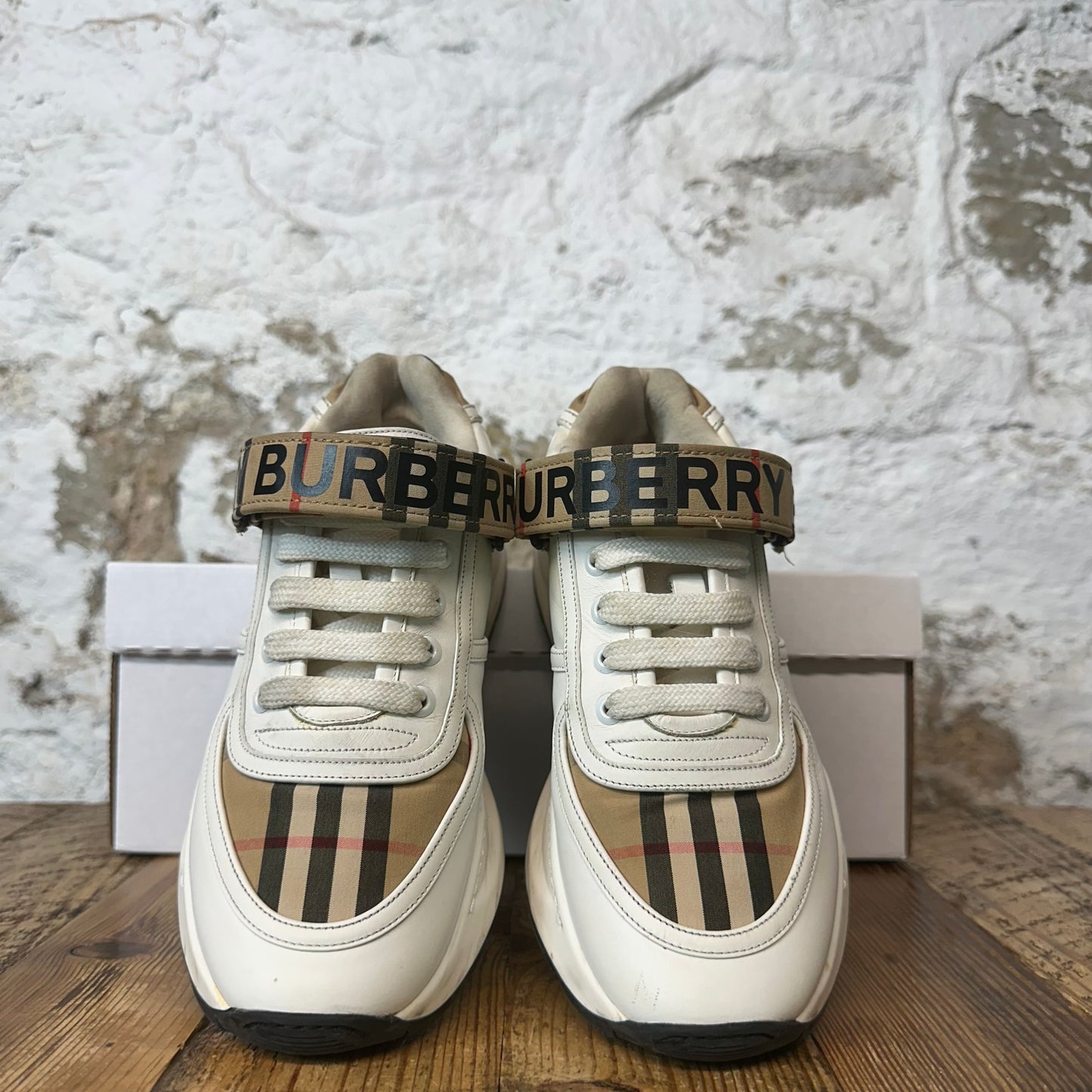 Burberry Ramsey Tan Plaid White Sneaker Sz 4.5 (36.5)