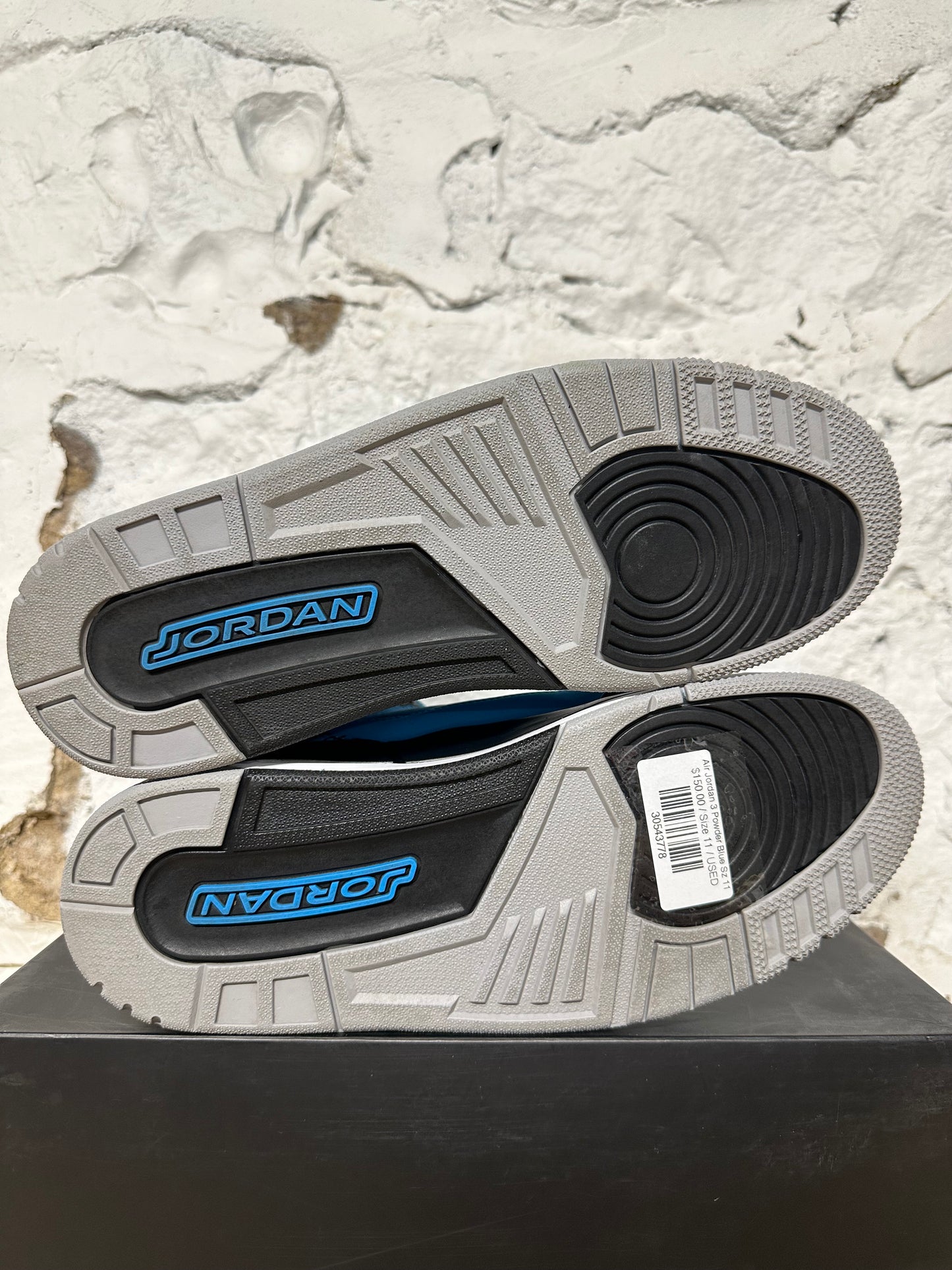 Air Jordan 3 Powder Blue Sz 11