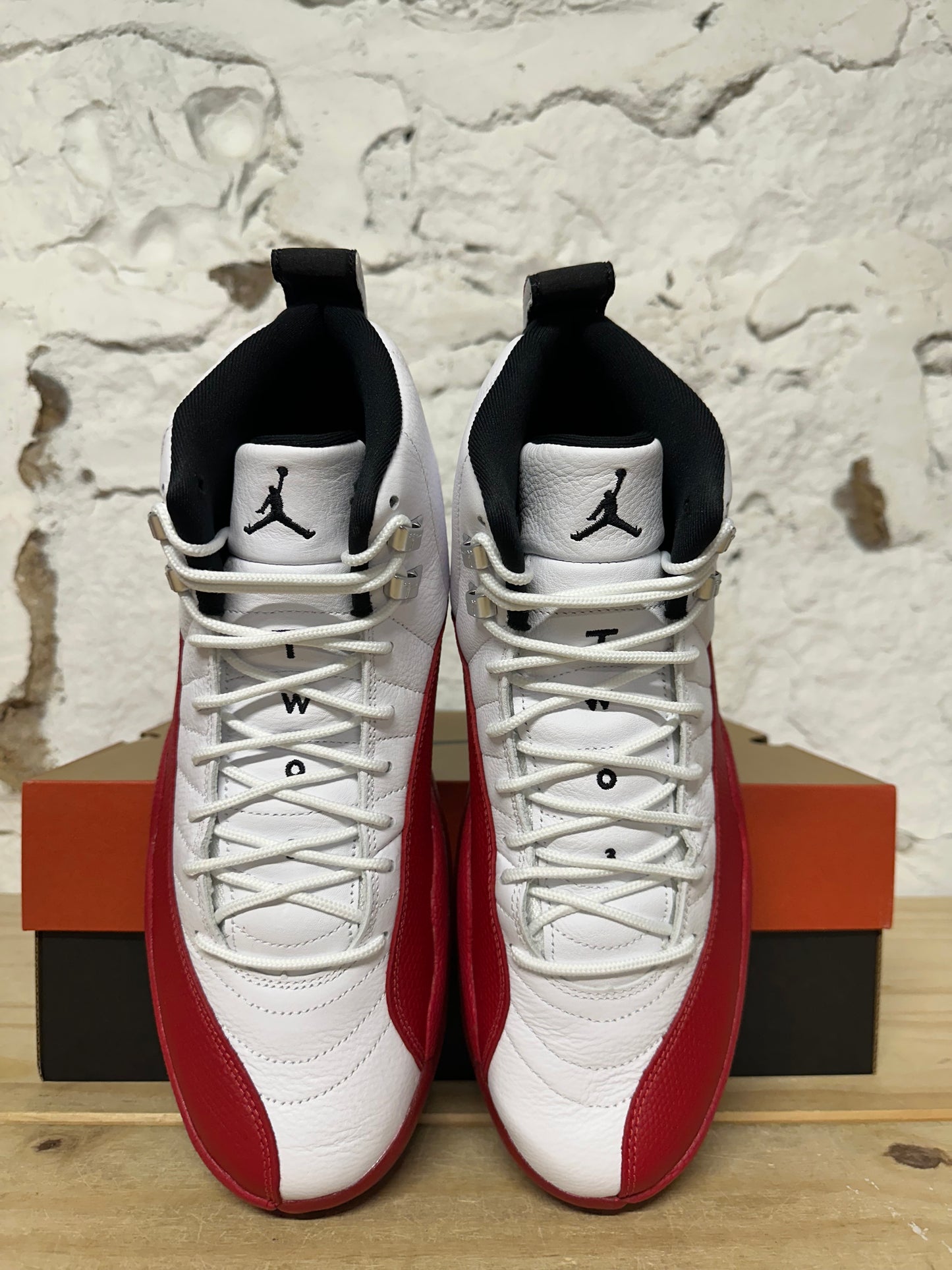 Air Jordan 12 Cherry Sz 12 DS