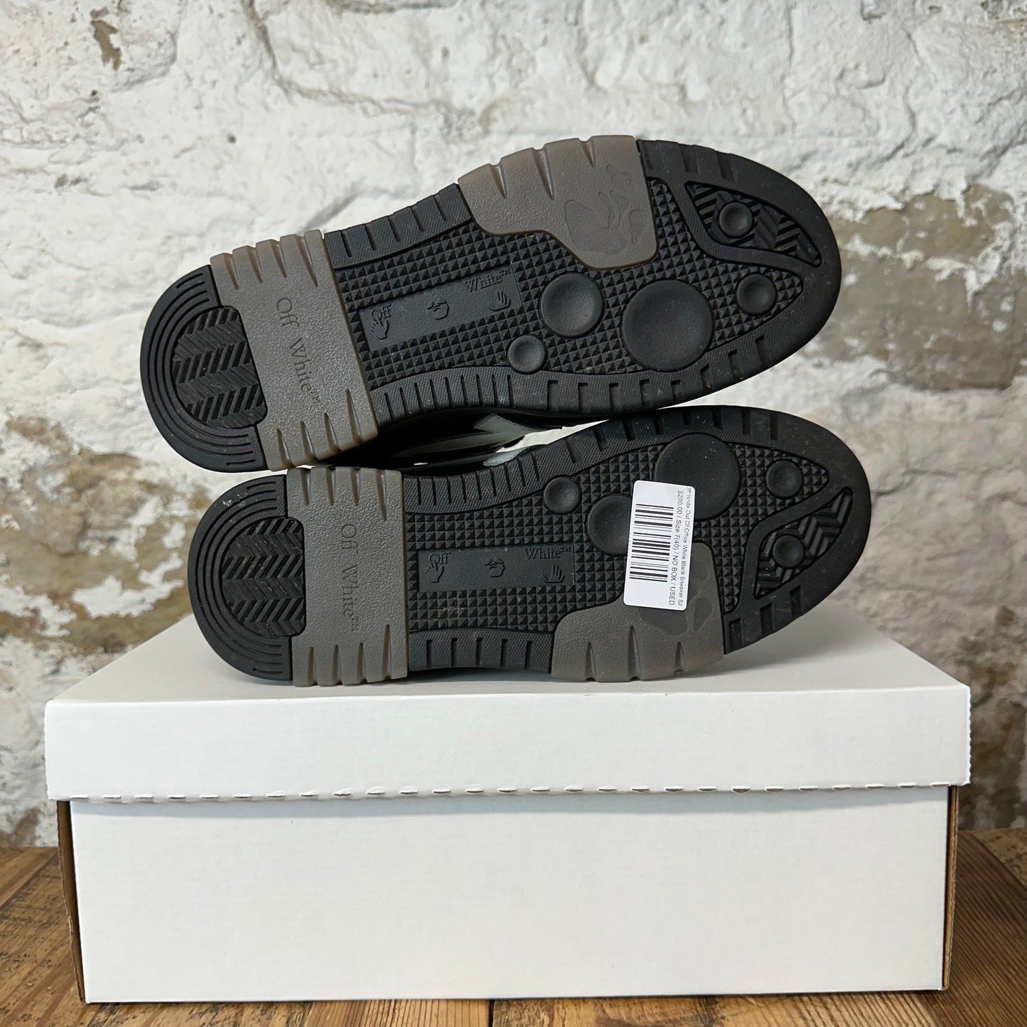 Off-White Out Of Office White Black Sneaker Sz 7 (40)