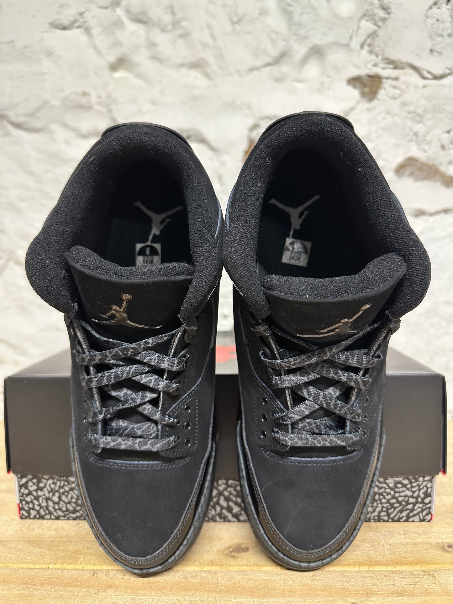 Air Jordan 3 Black Cat Sz 9