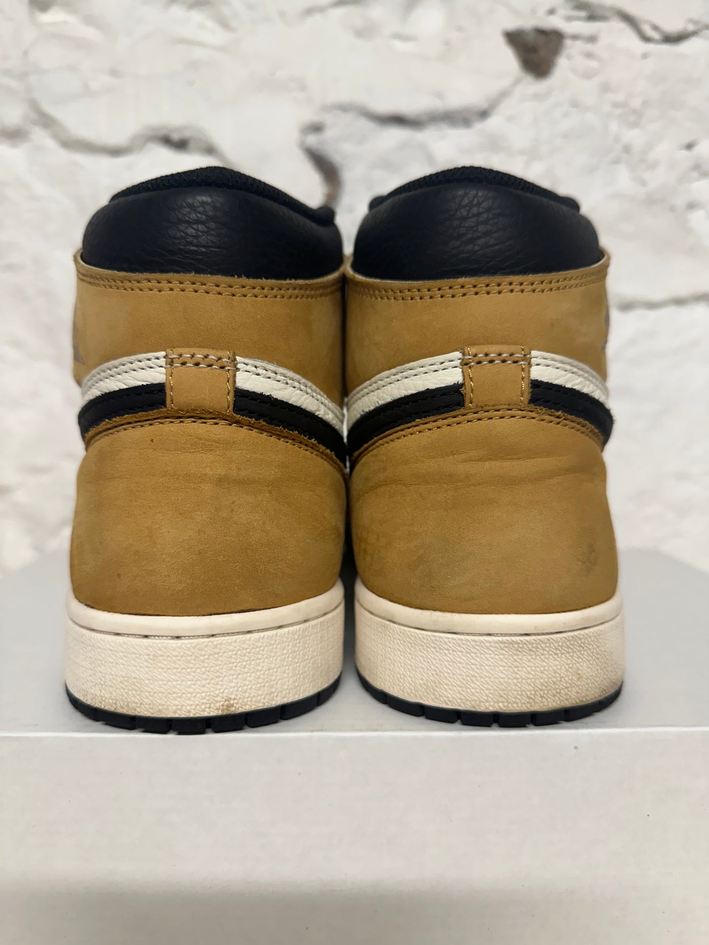 Air Jordan 1 High Rookie of the Year Sz 12