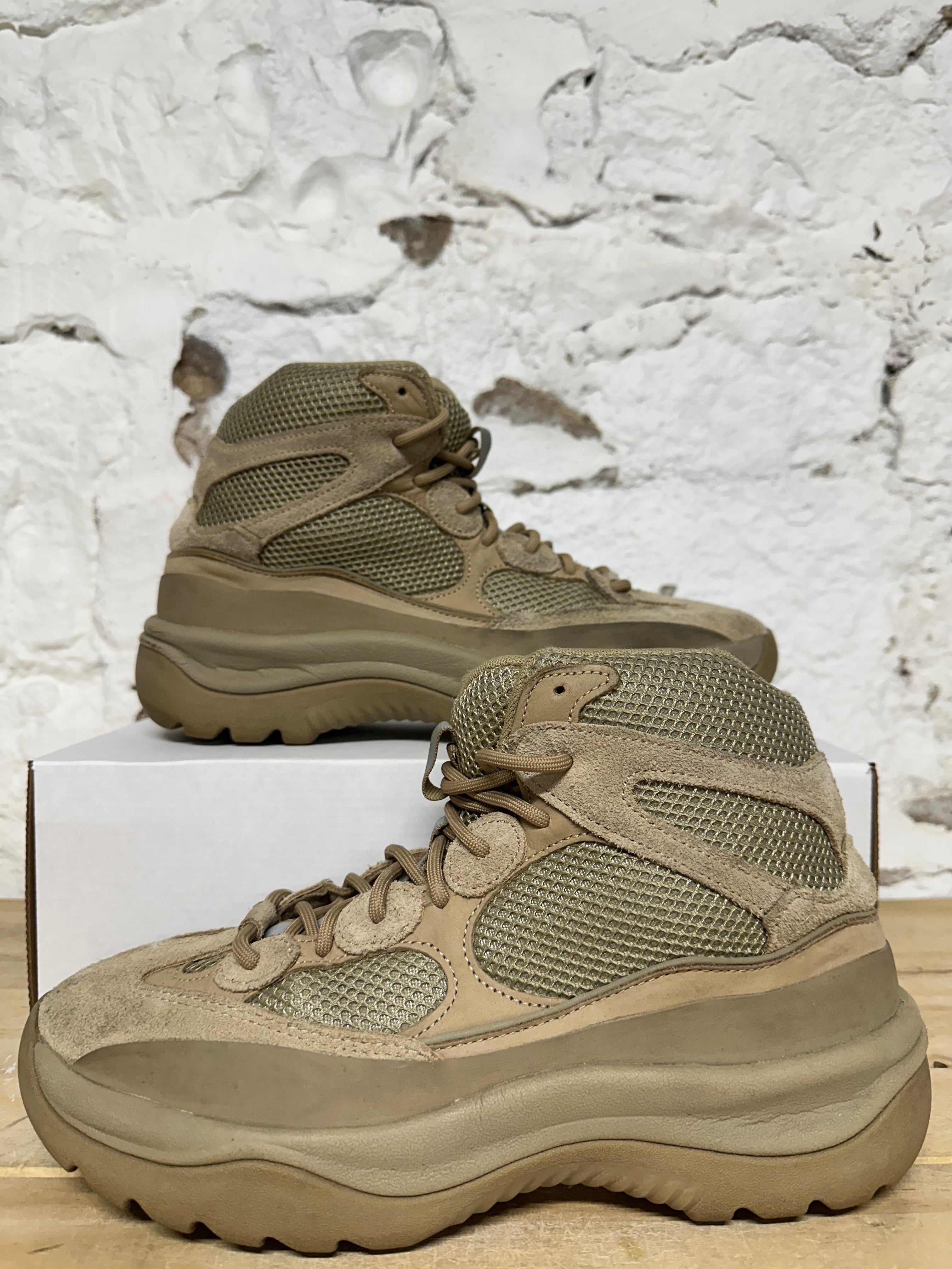 Yeezy DSRT Boot Rock Sz 10.5