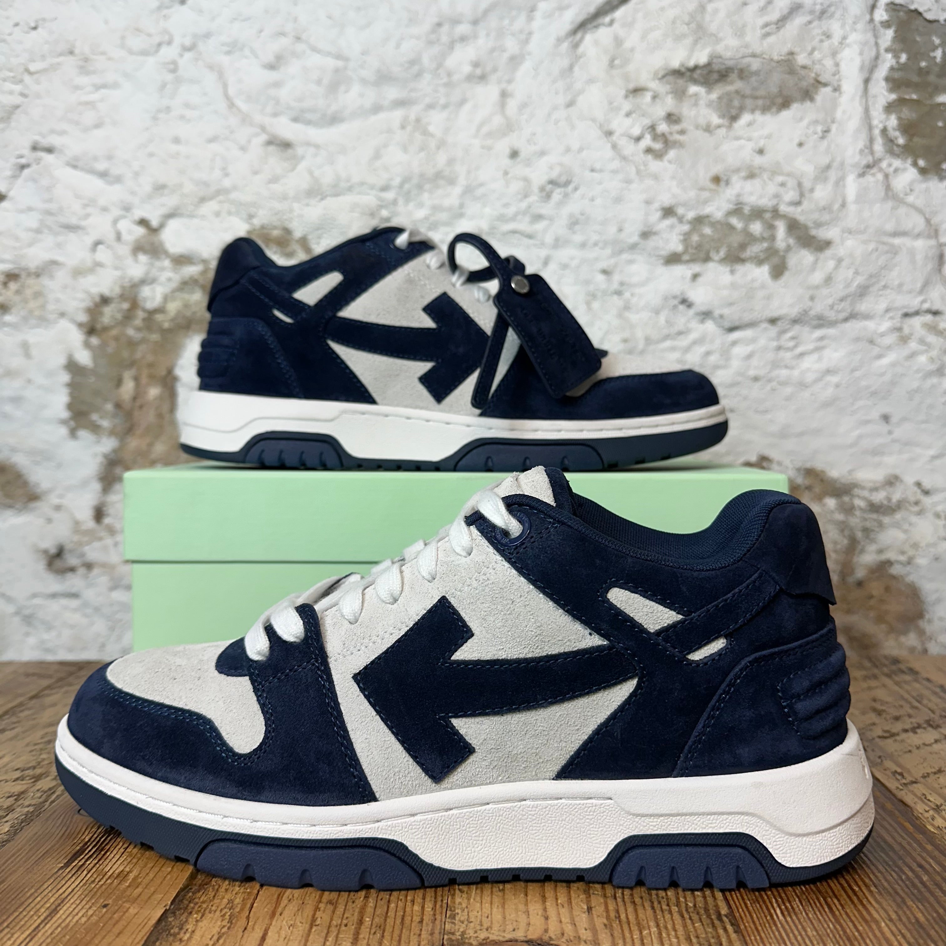 Off White Out of Office Navy Suede Gray Sneaker Sz 9 (42)