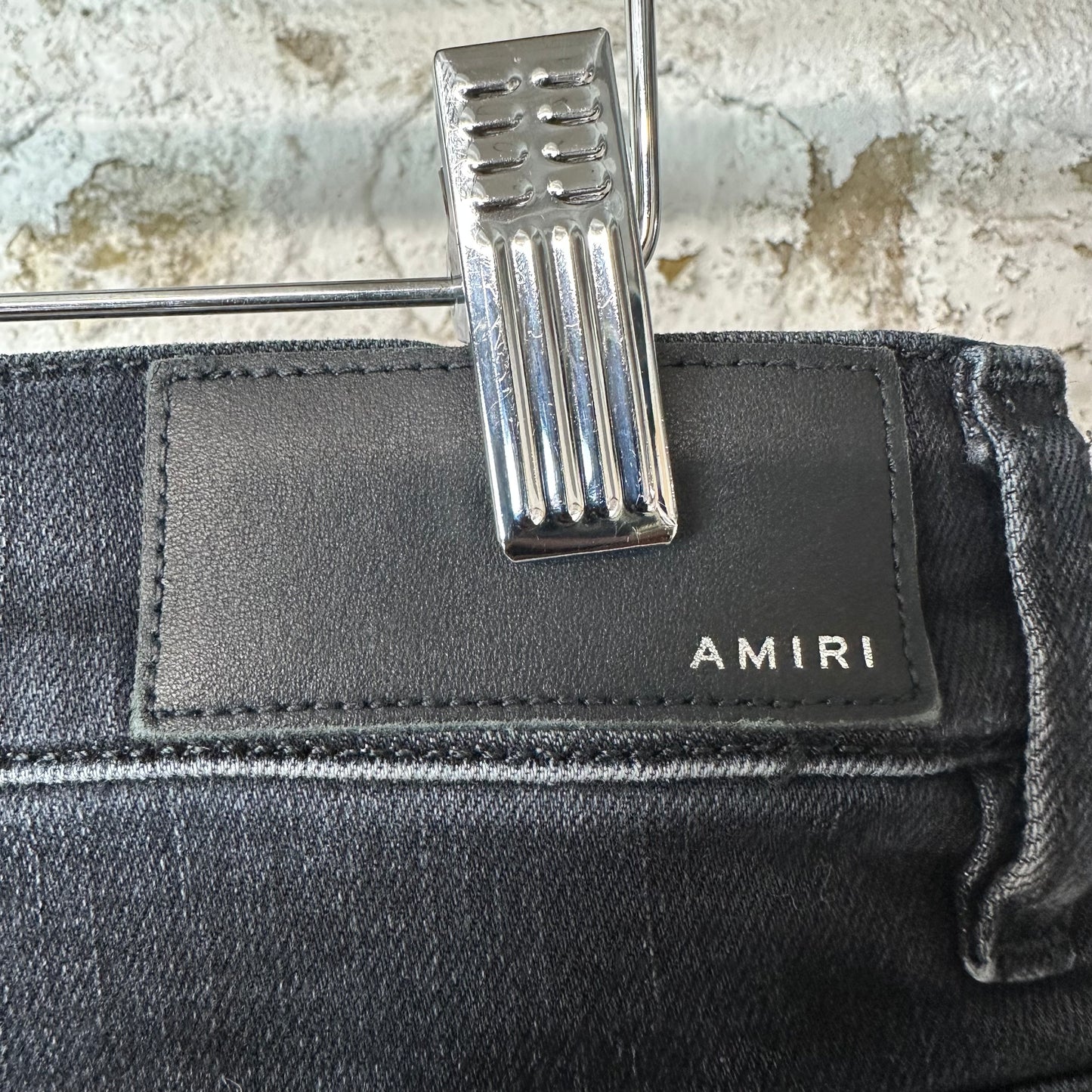Amiri MX1 Grey Art Patch Black Denim Jeans Sz 32