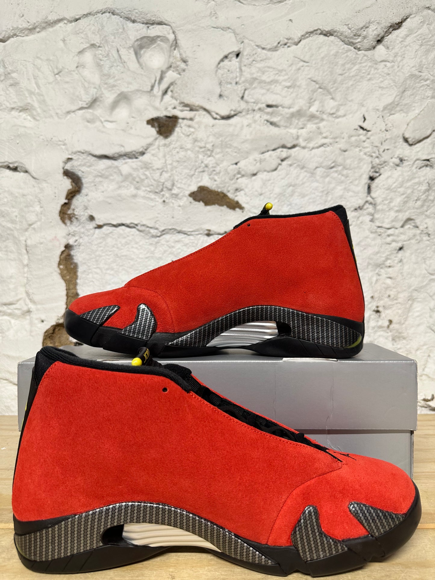 Air Jordan 14 Ferrari Sz 10.5 DS