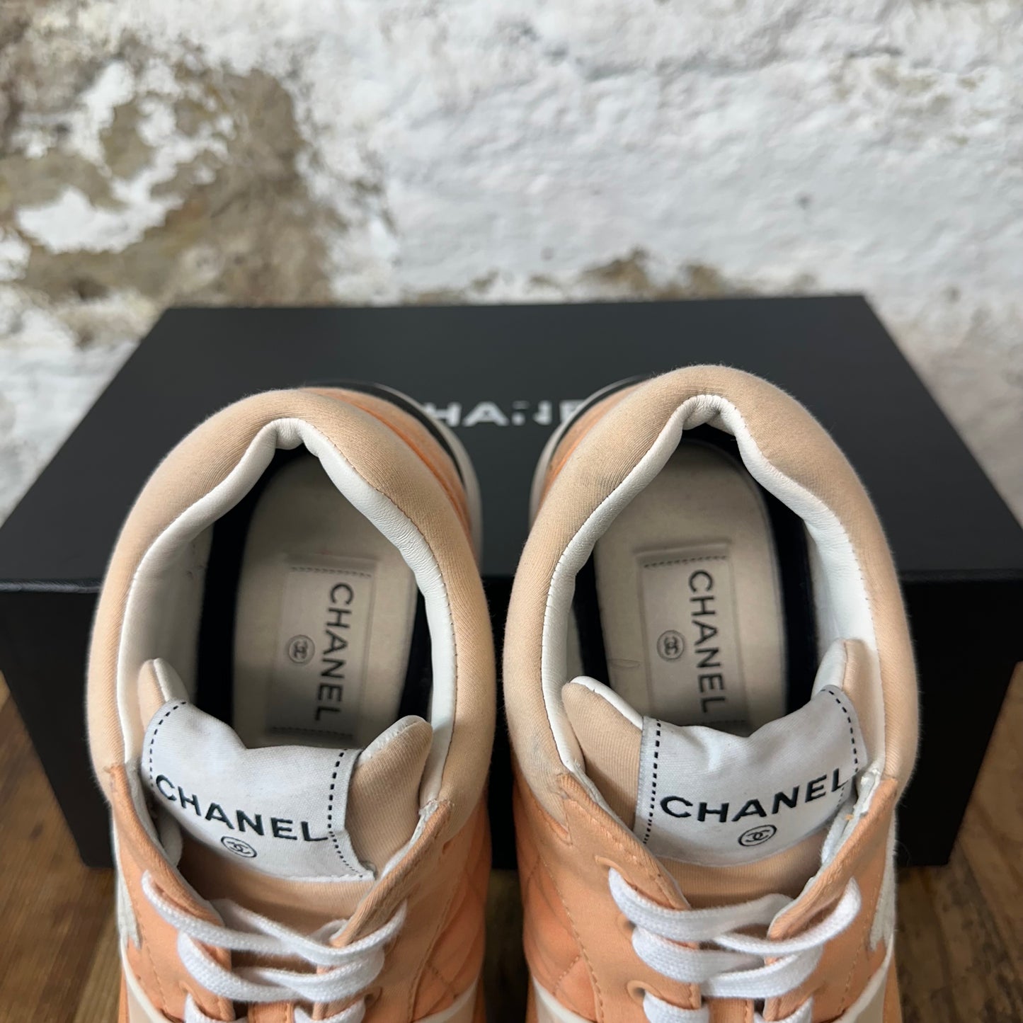Chanel CC Salmon White Trainer Sneaker Sz 6.5 (39.5)