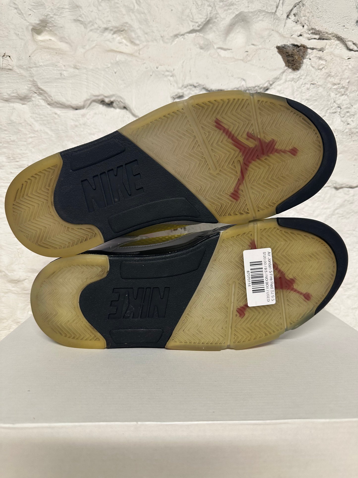 Air Jordan 5 Fire Red Silver Tongue Sz 9.5