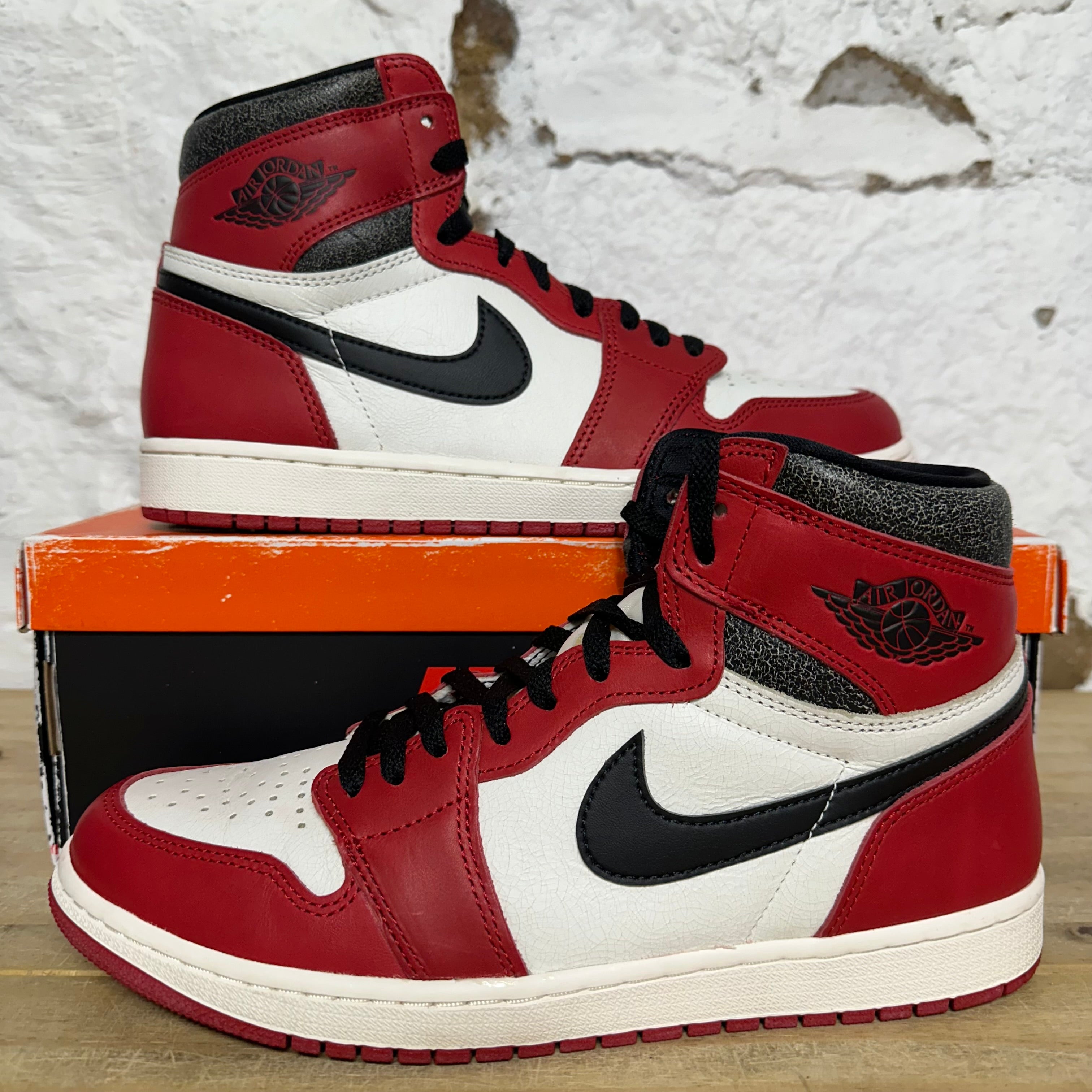 Air Jordan 1 High Chicago Lost and Found Sz 10