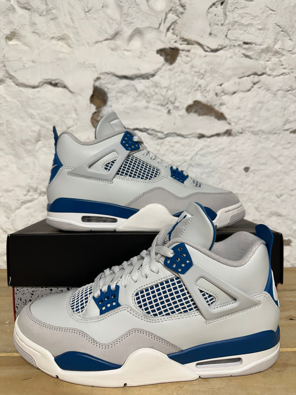 Air Jordan 4 Military Blue Sz 9