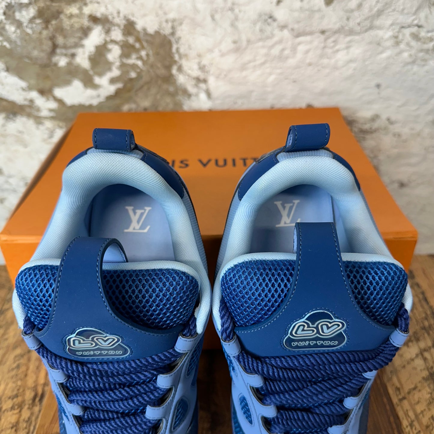 Louis Vuitton Blue Skate Sneaker Sz 8.5 (7LV)