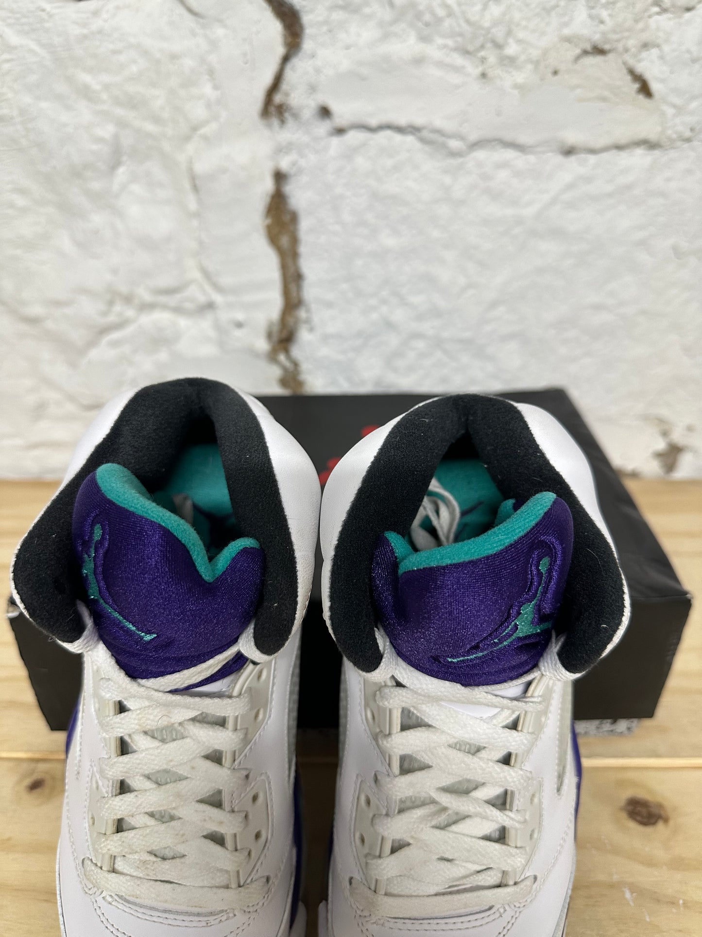 Air Jordan 5 Grape Sz 8