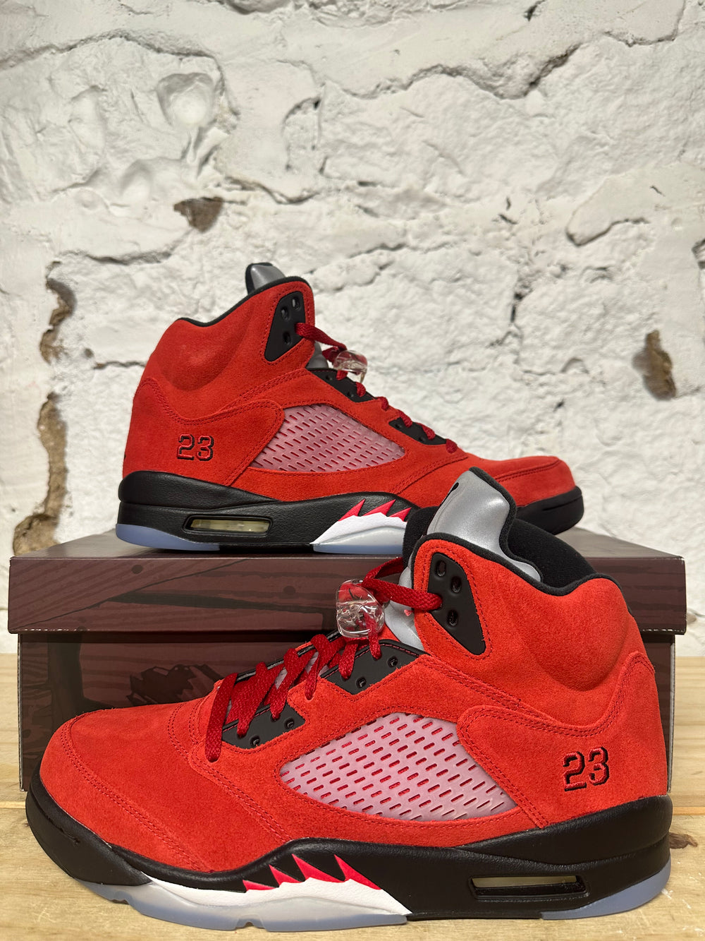 Air Jordan 5 Raging Bull Sz 12.5 DS