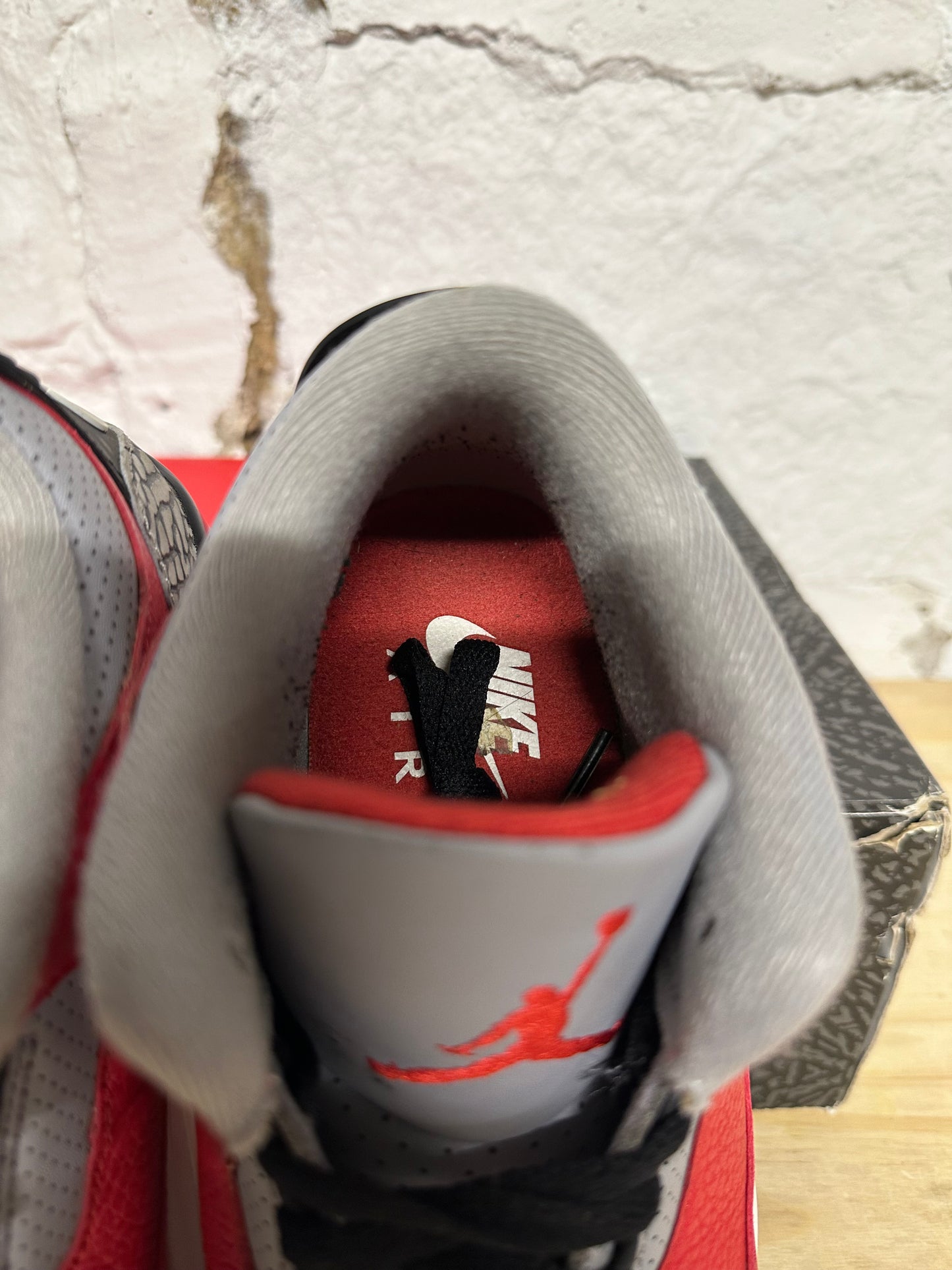 Air Jordan 3 Unite Sz 8.5