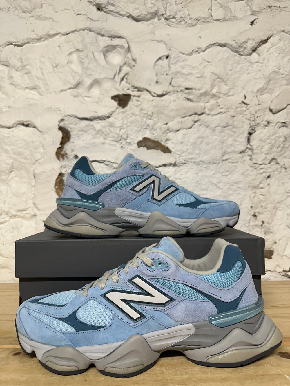 New Balance 9060 Chrome Blue Sz 12 DS