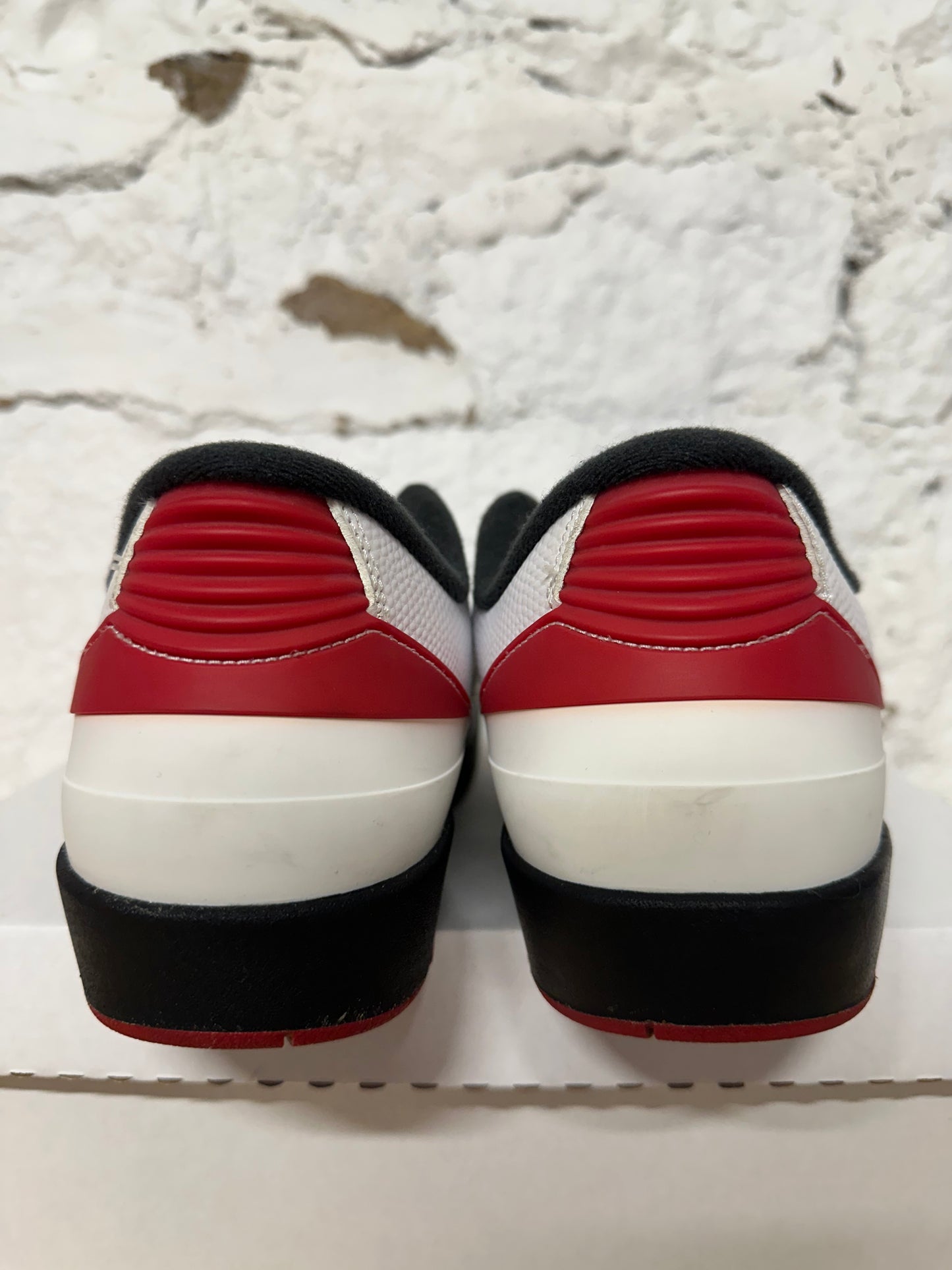 Air Jordan 2 Low Chicago Sz 11