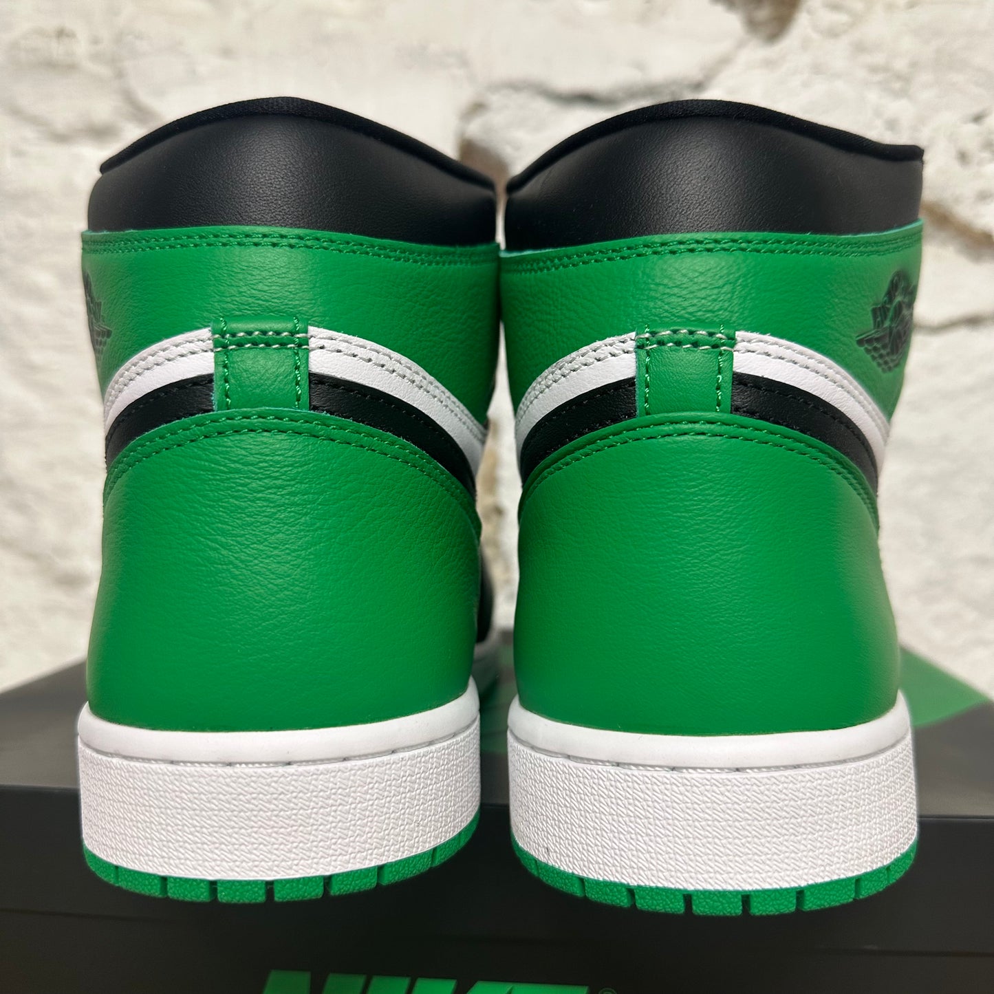 Air Jordan 1 High Lucky Green Sz 12 DS