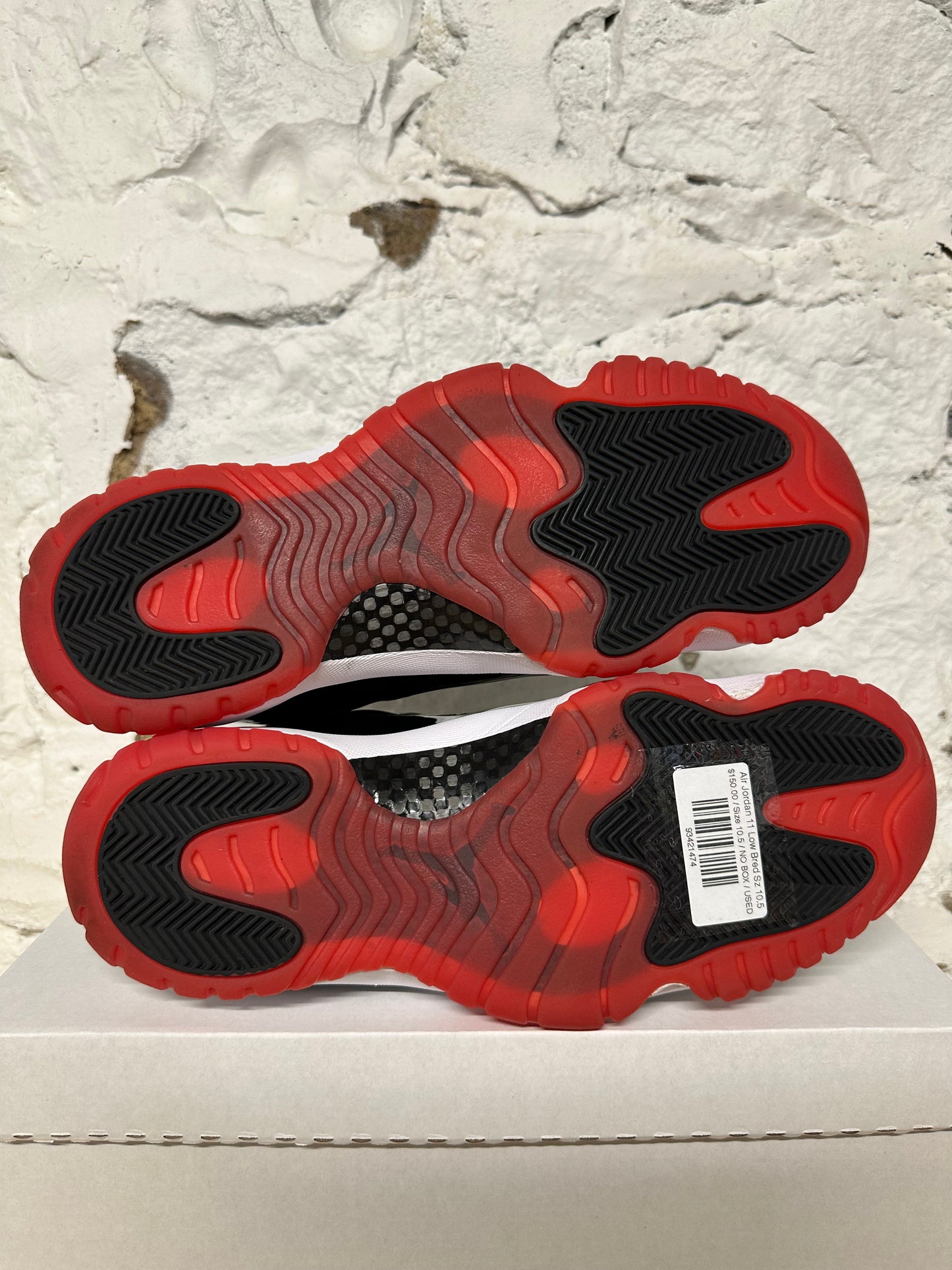 Air Jordan 11 Low Bred Sz 10.5