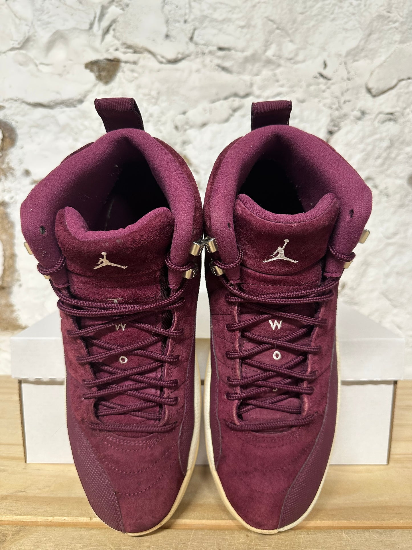 Air Jordan 12 Bordeaux Sz 9.5