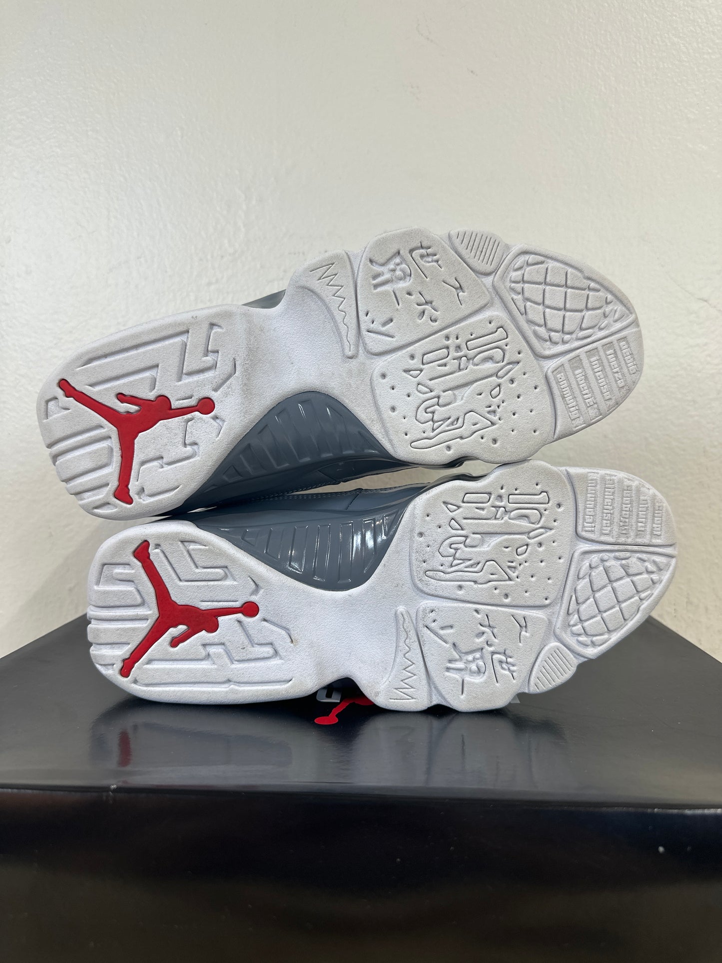 Air Jordan 9 Fire Red Sz 8