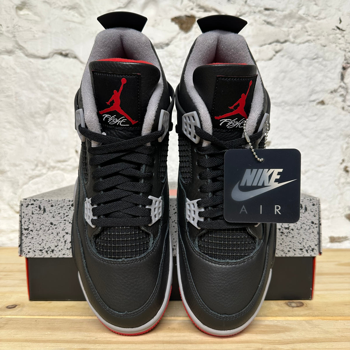 Air Jordan 4 Bred Reimagined Sz 10.5 DS