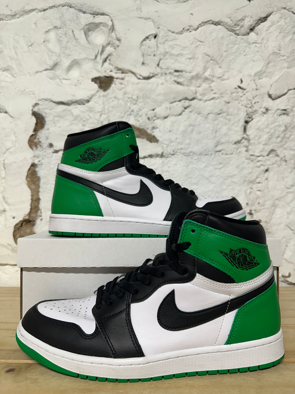 Air Jordan 1 High Lucky Green Sz 11