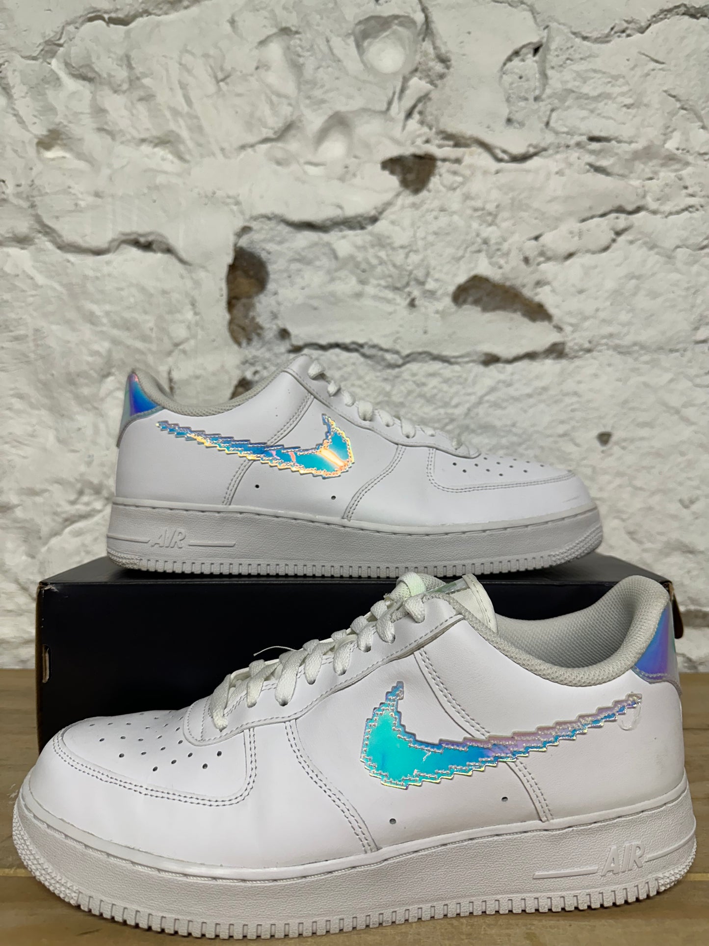 Nike Air Force 1 Low Iridescent Pixel Swoosh Sz 11