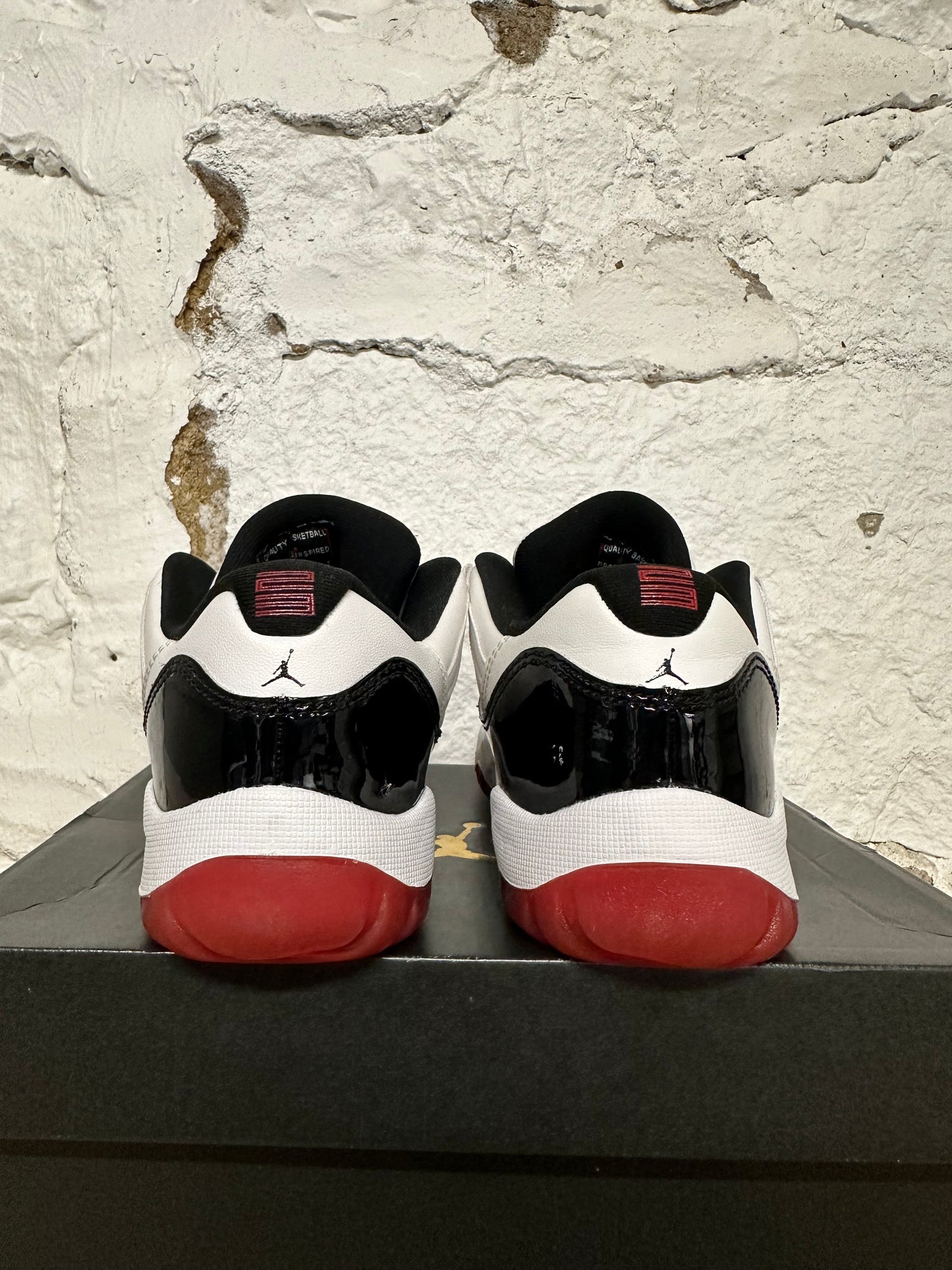 Air Jordan 11 Low Concord Bred Sz 2.5Y DS