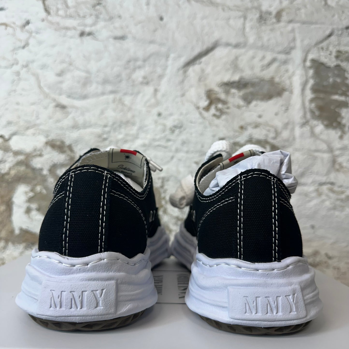 Maison Mihara Black White Hank Sneaker Sz 7 (40) DS