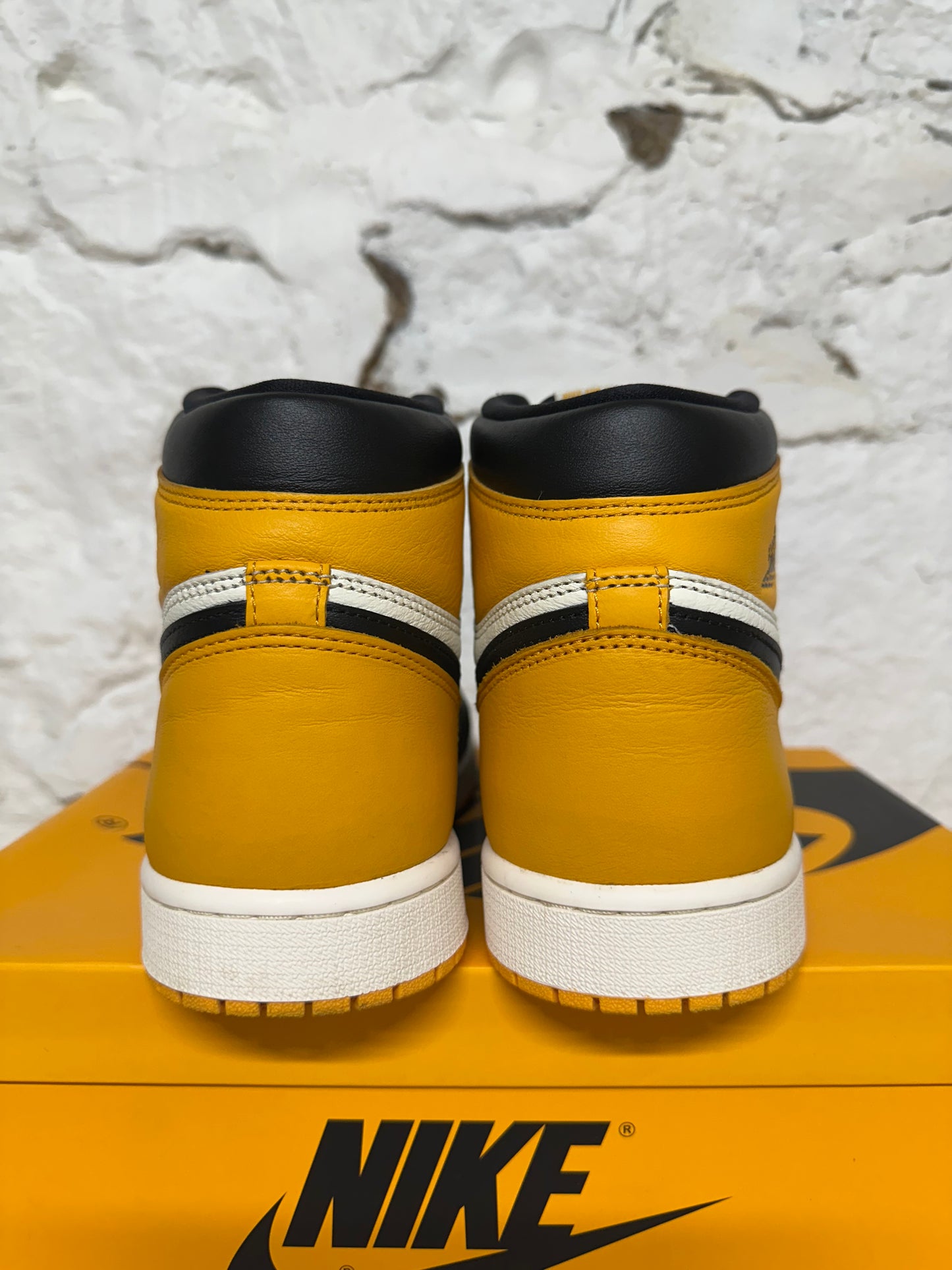 Air Jordan 1 High Taxi Sz 11