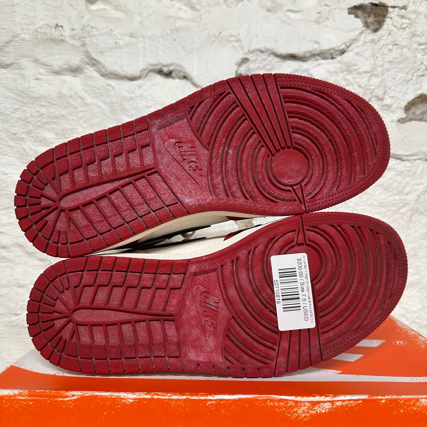 Air Jordan 1 High Chicago Lost and Found Sz 7.5