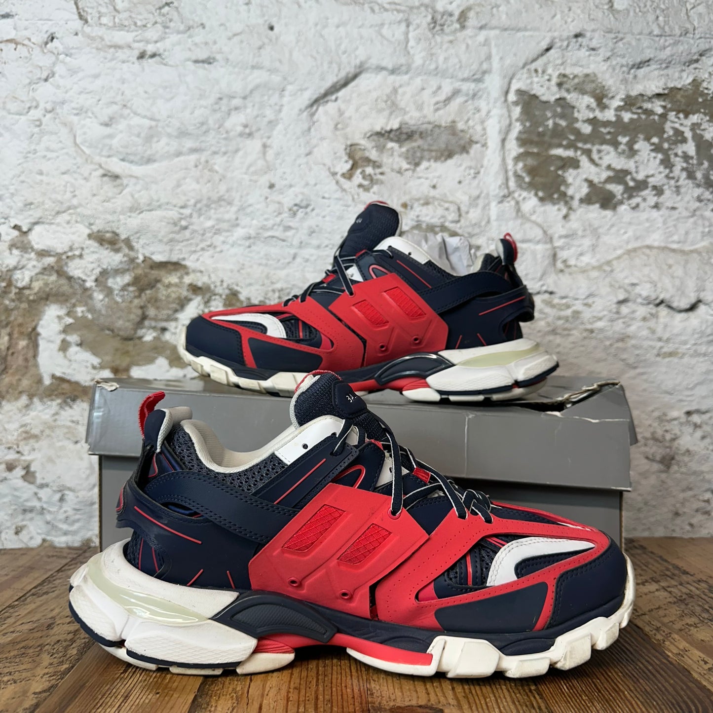 Balenciaga Track Runner Red Navy LED Sneaker Sz 10 (43)
