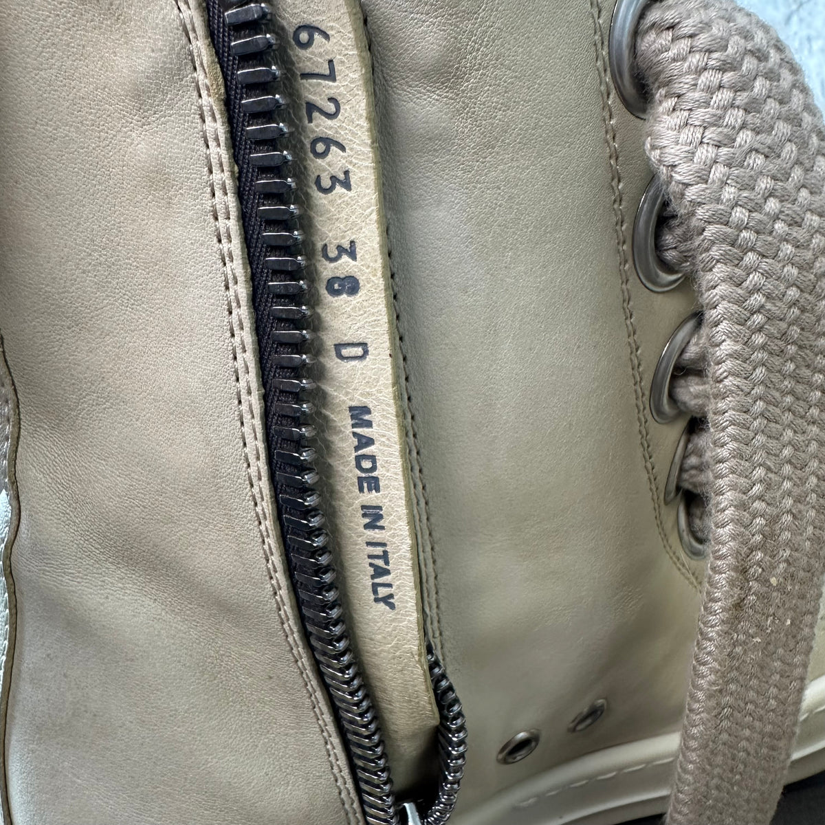 Rick Owens High Jumbo Lace Parchment Milk Sneaker Sz 6 (38)