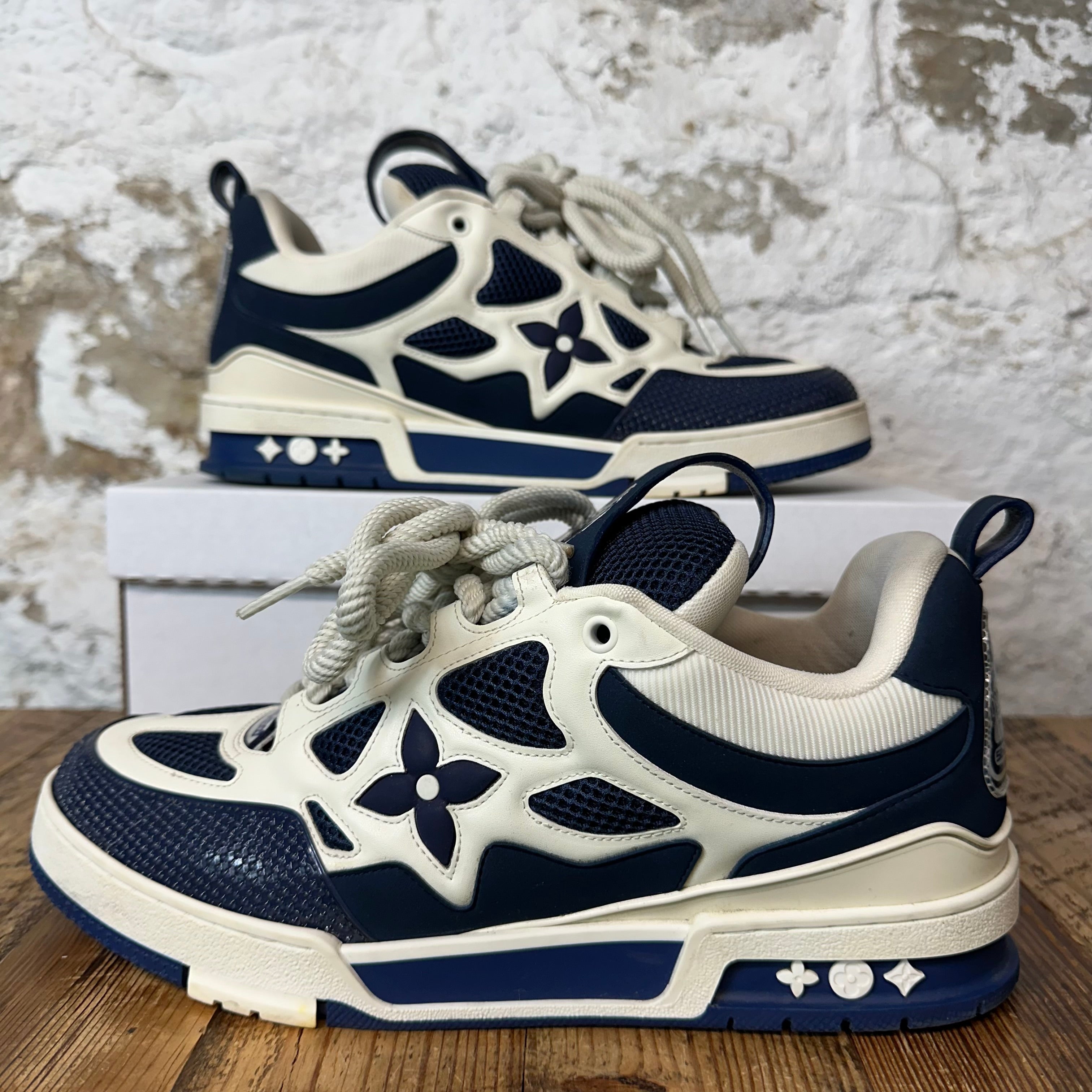 Louis Vuitton Navy White Skate Sneaker Sz 10.5 (9LV)